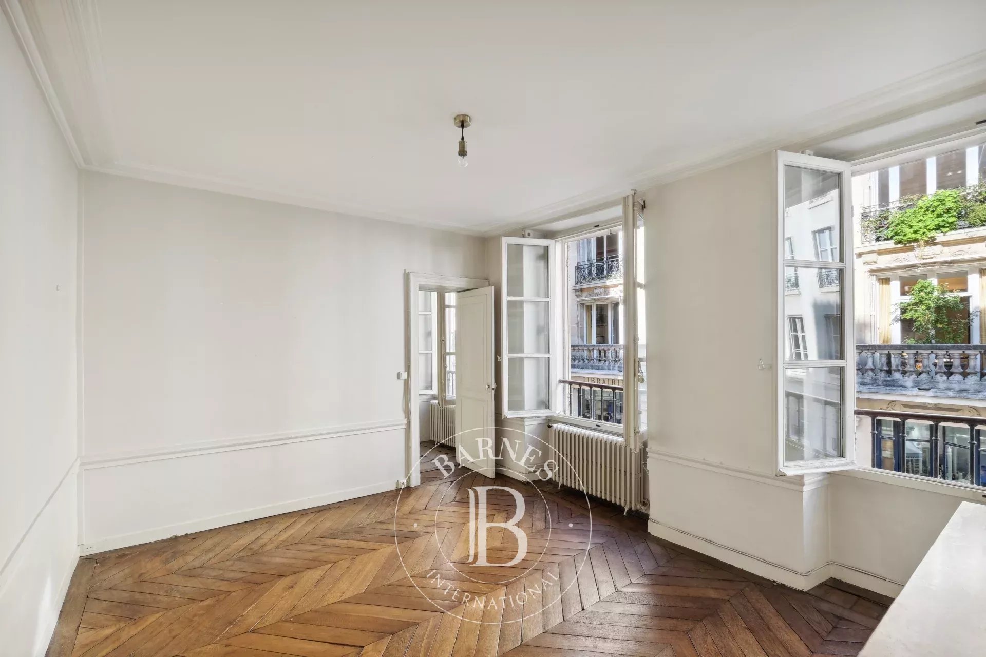 Odéon - Luxembourg - three rooms - bright