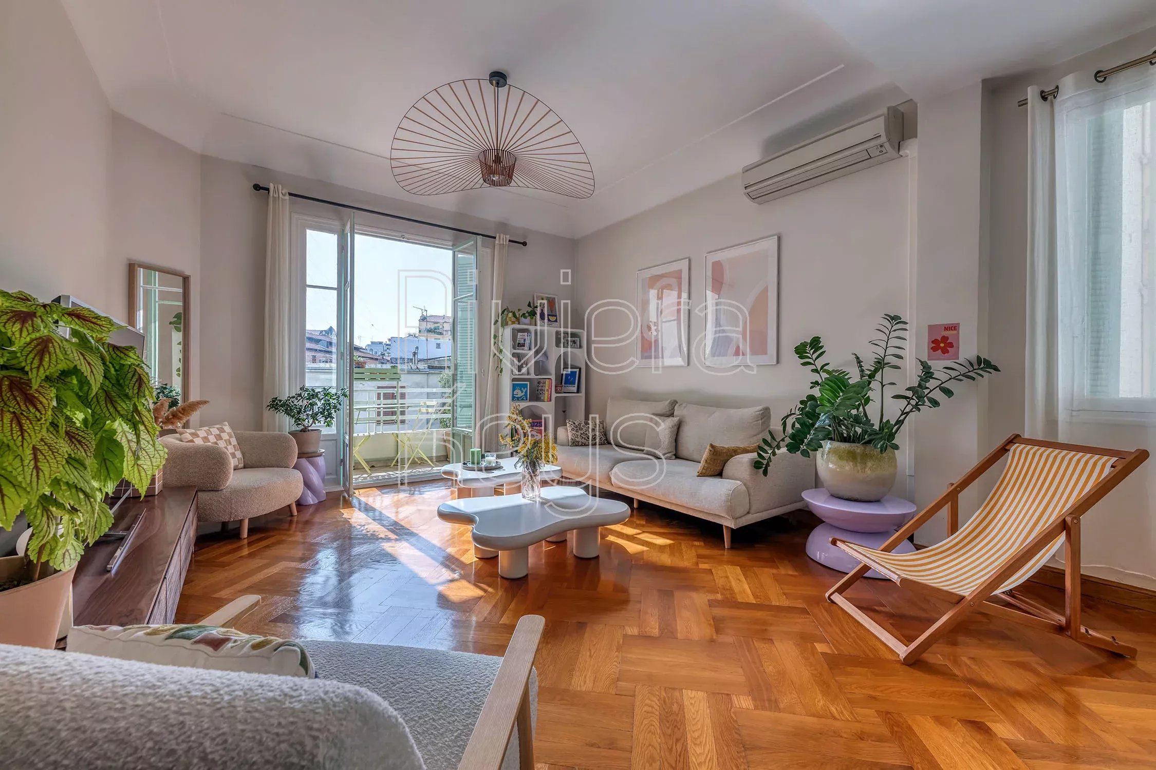 NICE - Carré d'Or : Magnifique 2-pièces rénové avec balcons et chambre additionnelle