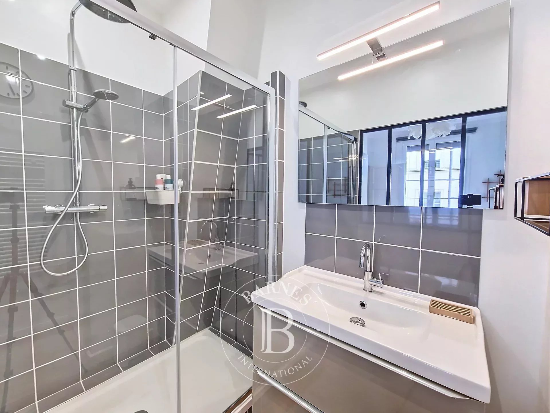 Daire Paris 6ème - picture 9