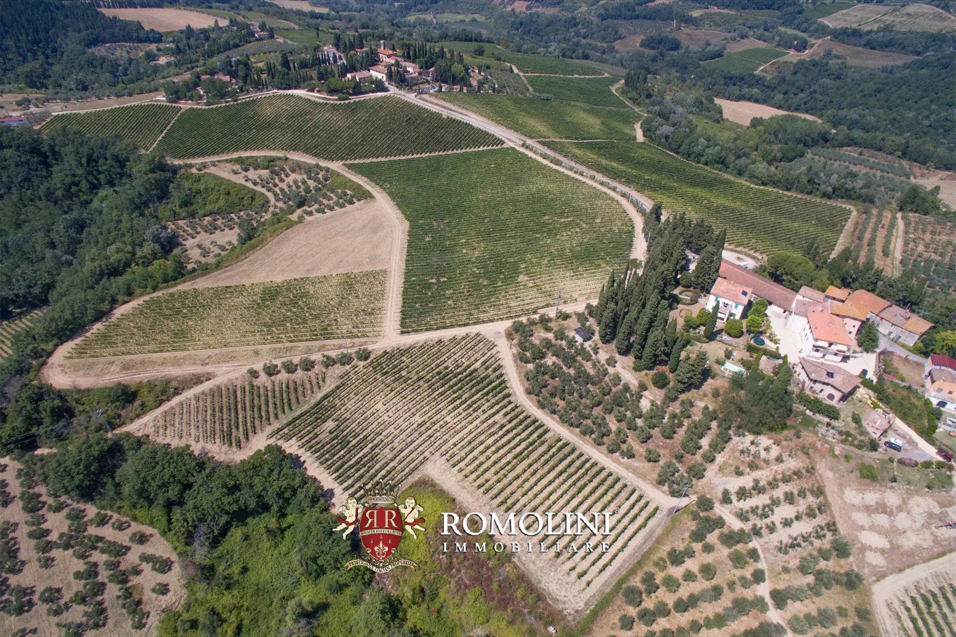 5 Bedroom Vineyard's Image 6