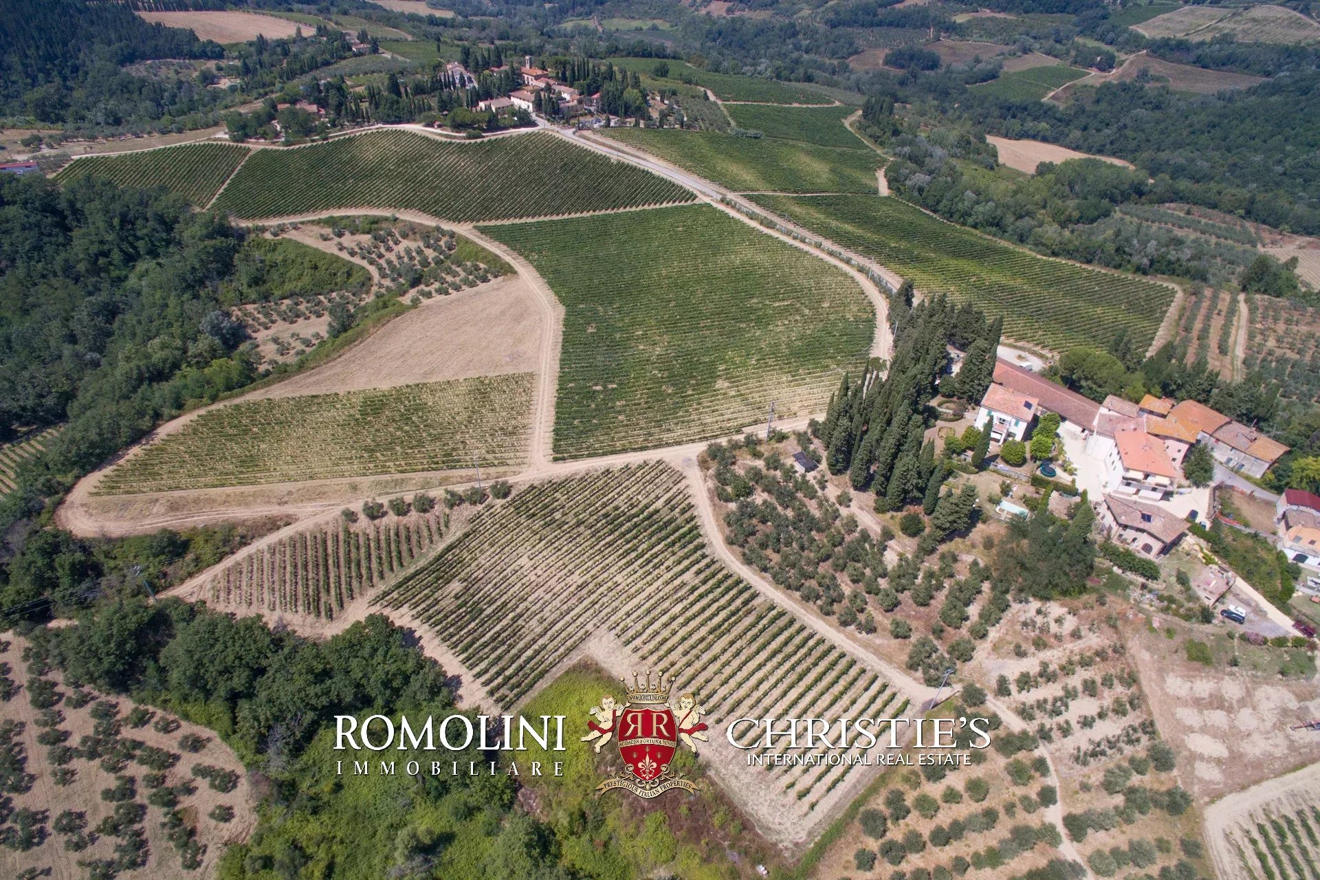 5 Bedroom Vineyard's Image 6