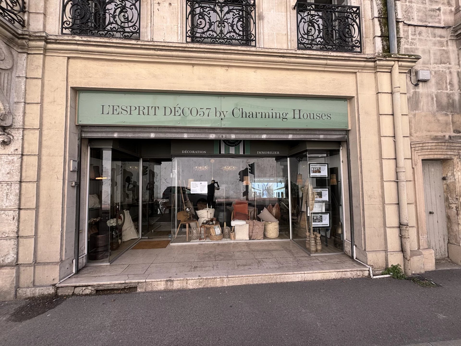Agence immobilière de Leonis Immobilier Pays d'Arles