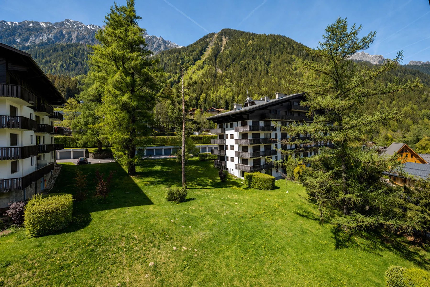 Photo of CHAMONIX - Top floor 1-bedroom apartment with balcony