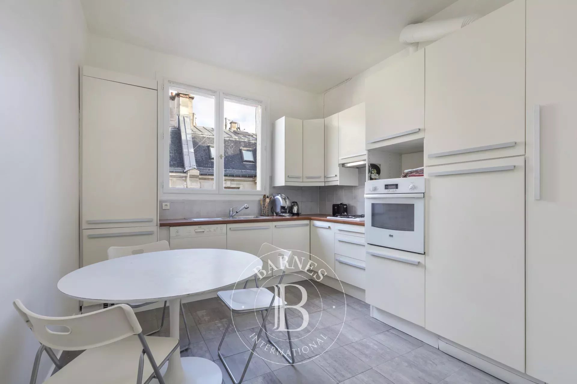 Daire Paris 8ème - picture 12