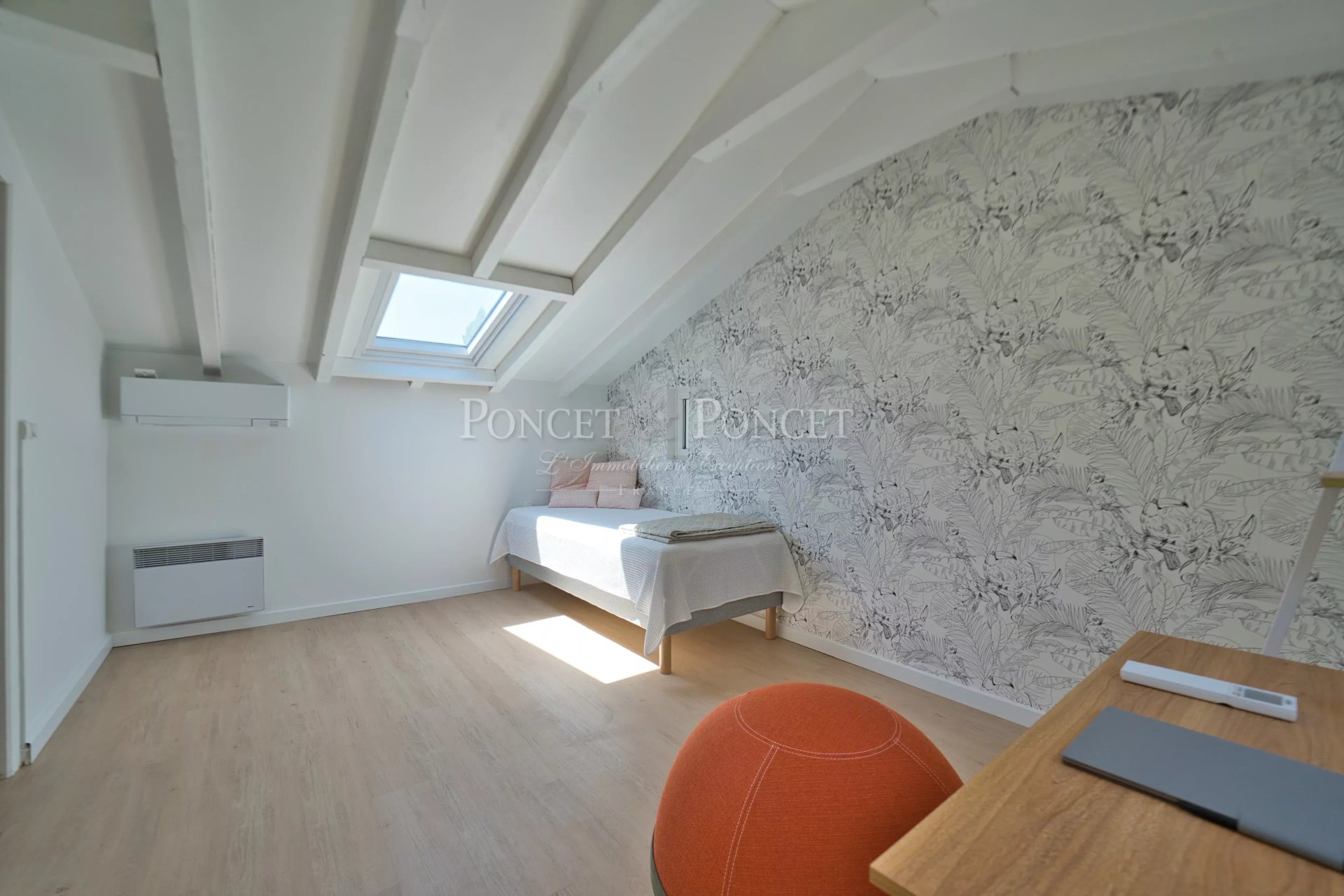 4 Bedroom Villa/Townhouse's Image 18
