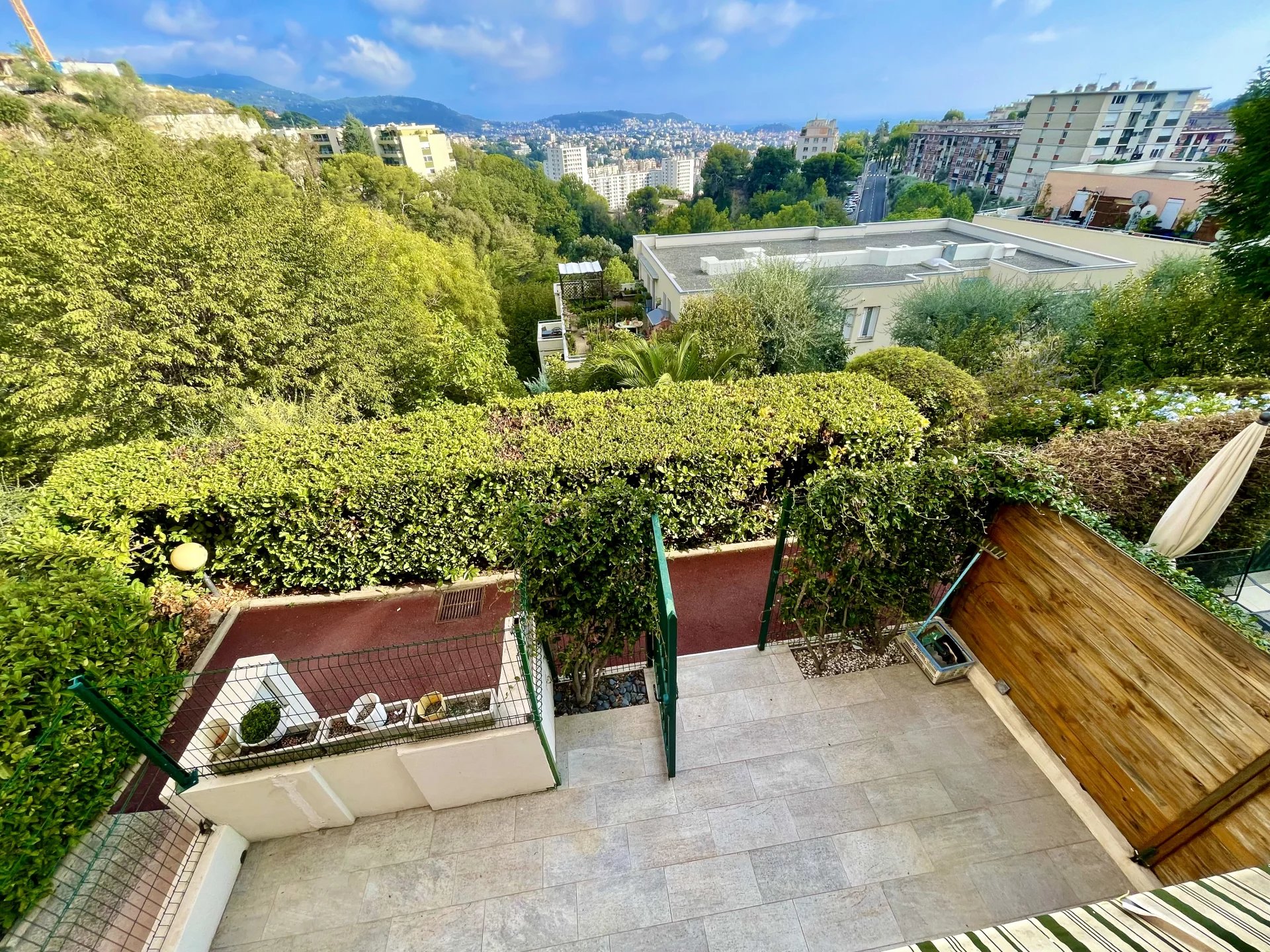 3 Pièces meublé en duplex - Henry Sappia