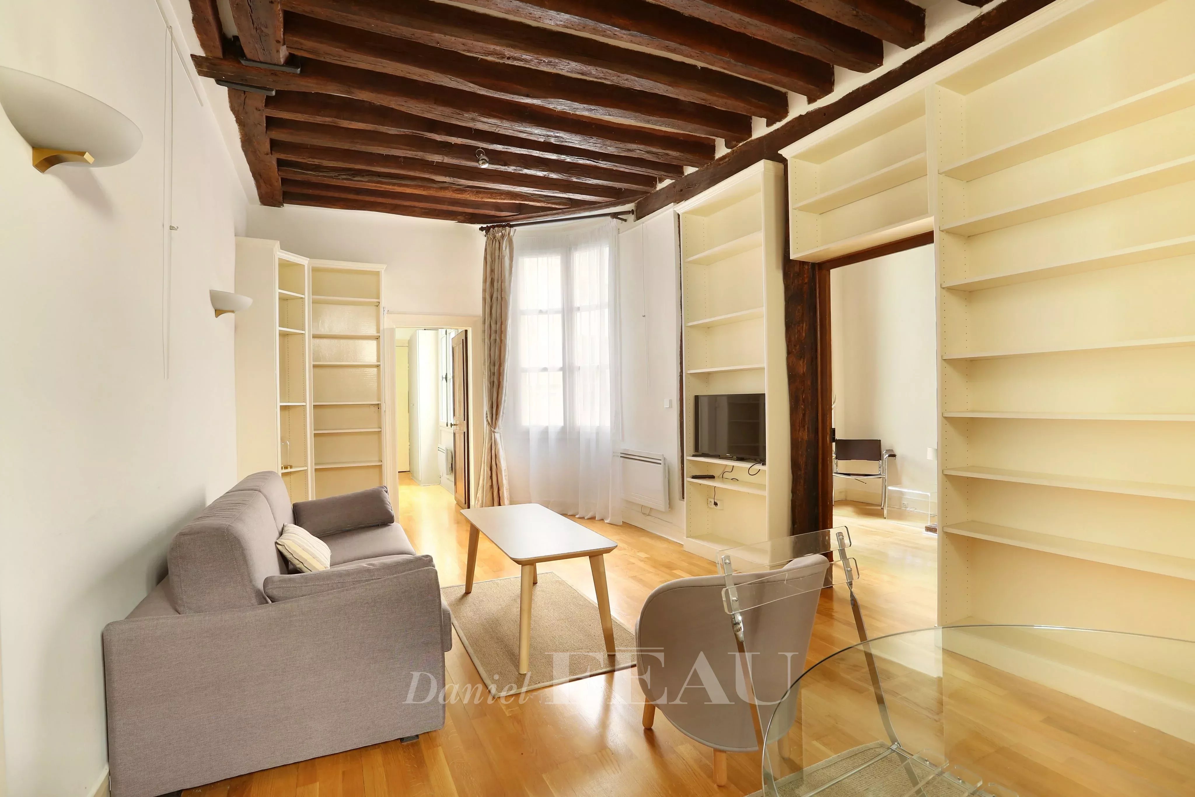 Paris 6th District – A charming furnished apartment