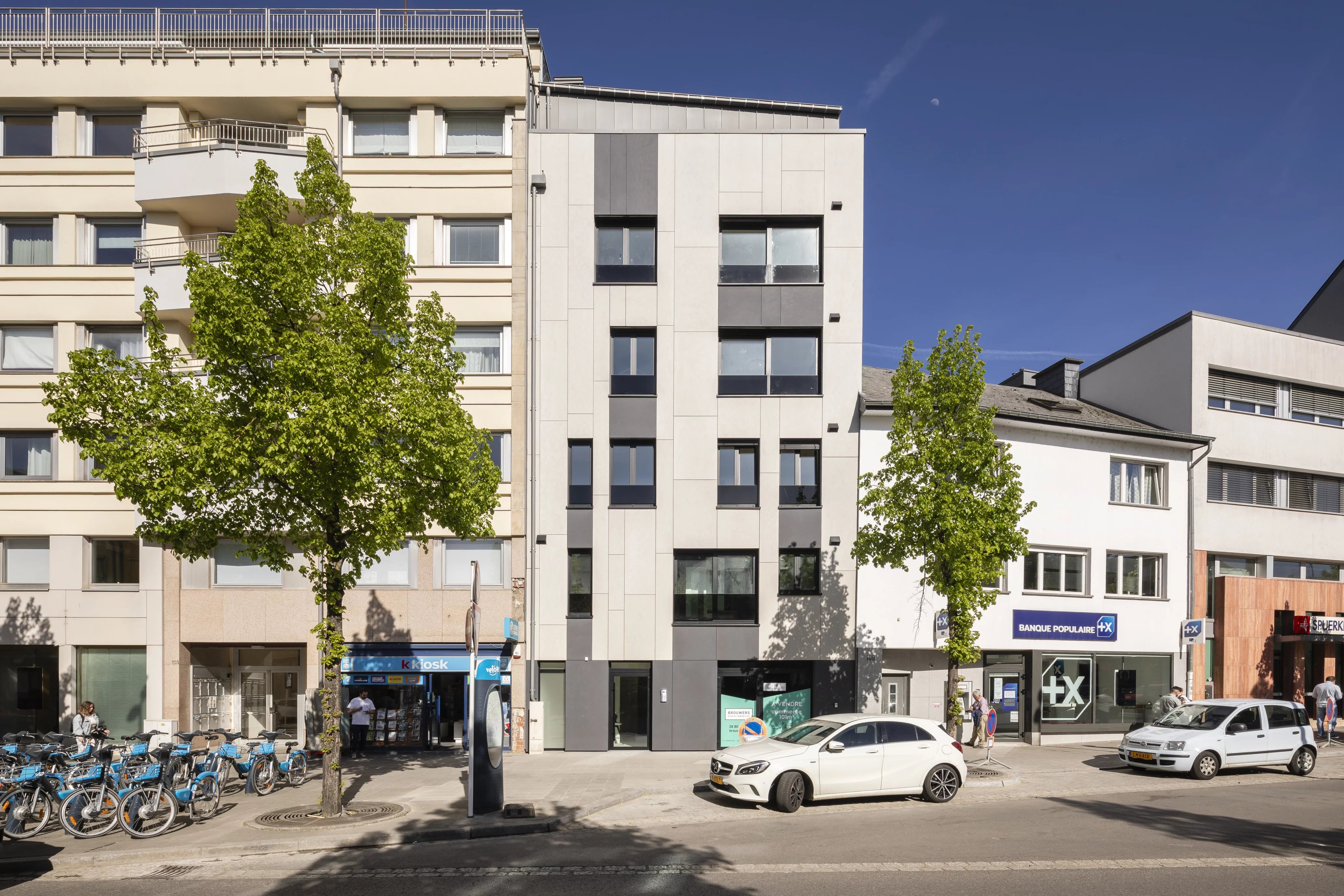 property-featured-image