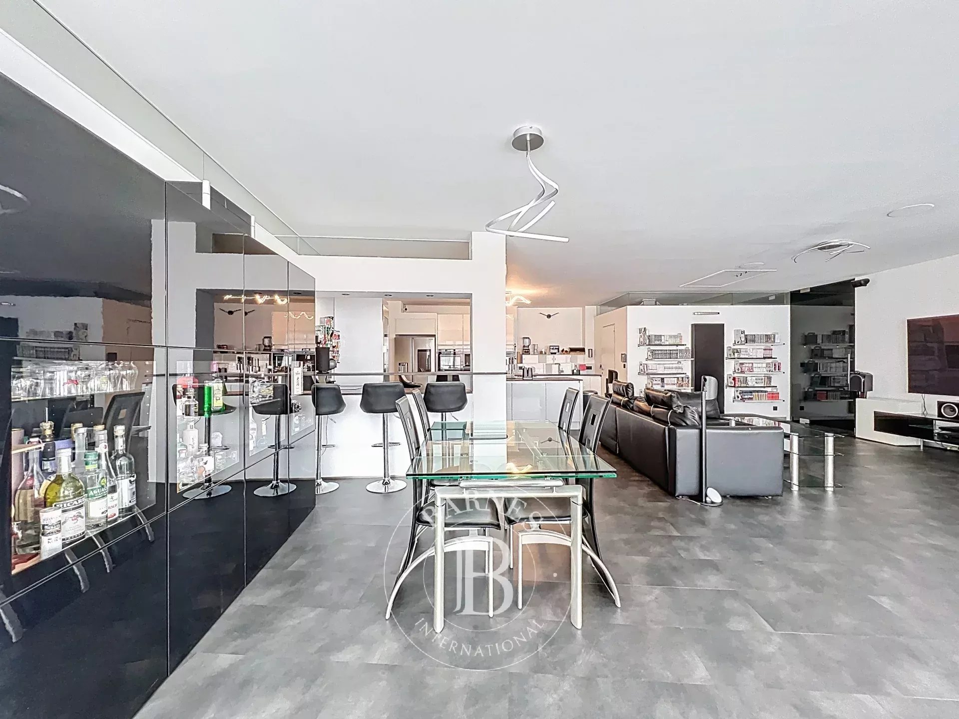 1-bedroom apartment Terrace parking