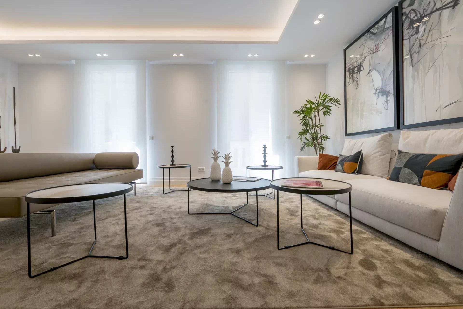 Appartement de Luxe Rénové avec Vue Imprenable sur la Fontaine de Neptune - picture 18
