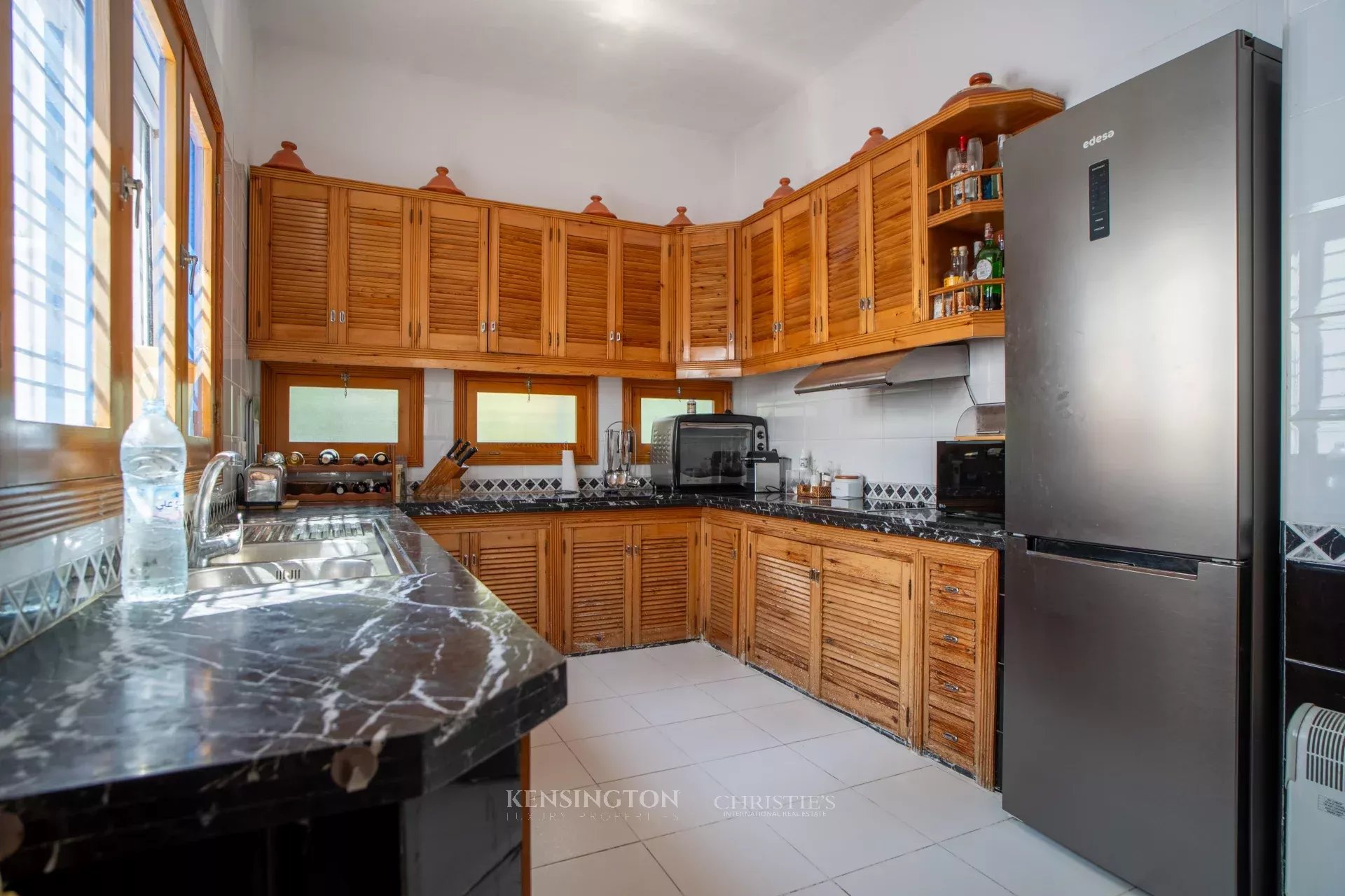 4 Bedroom Villa/Townhouse's Image 10