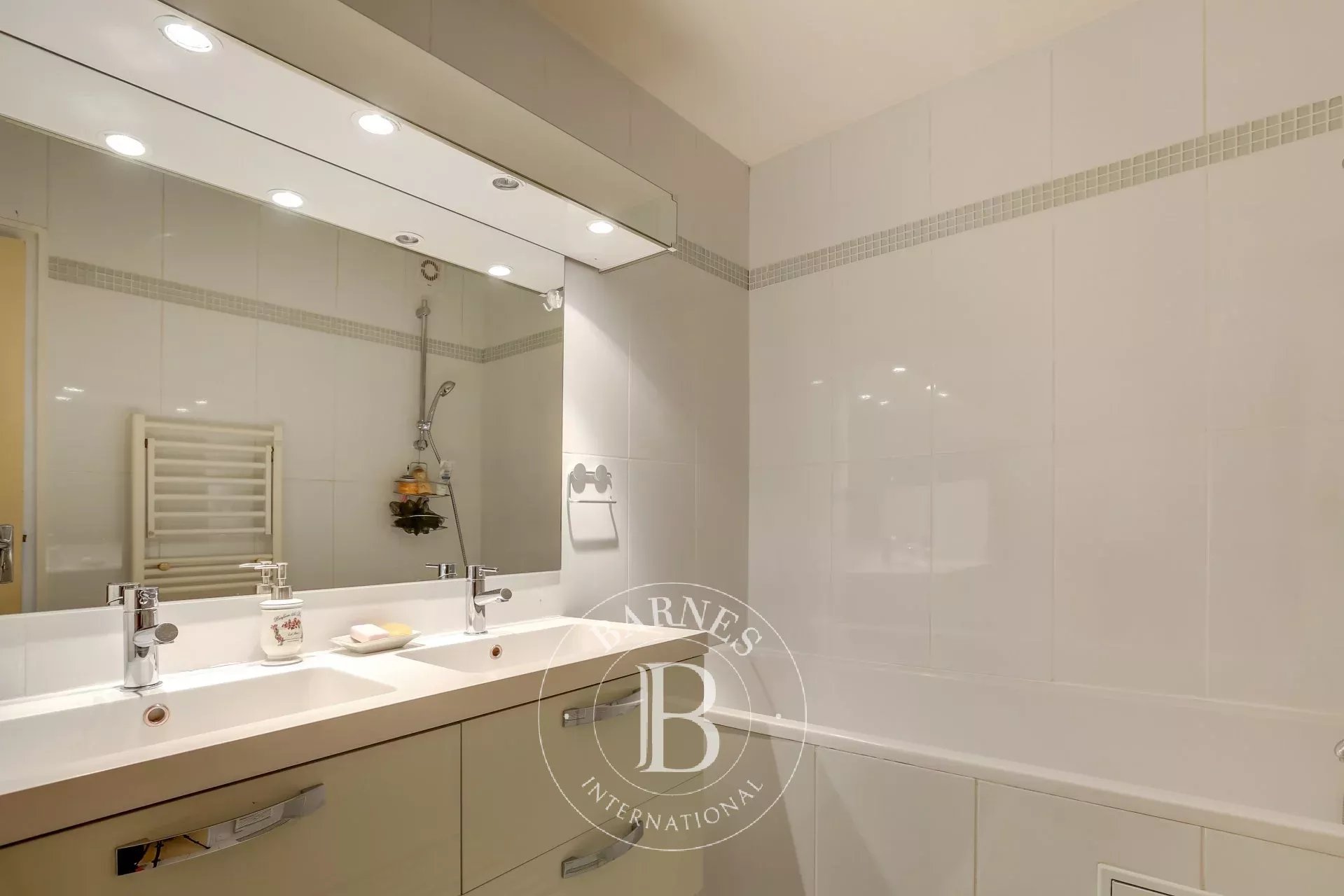 Daire Paris 7ème - picture 9