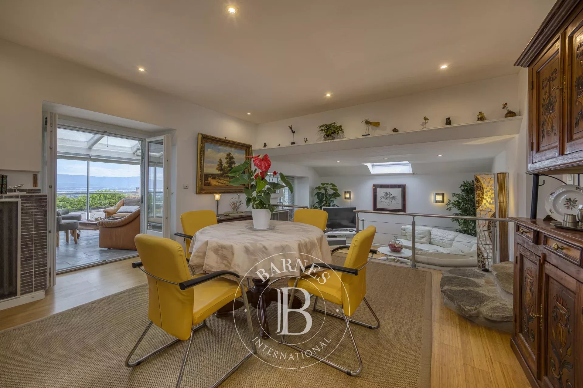 Ev Cranves-Sales - picture 6