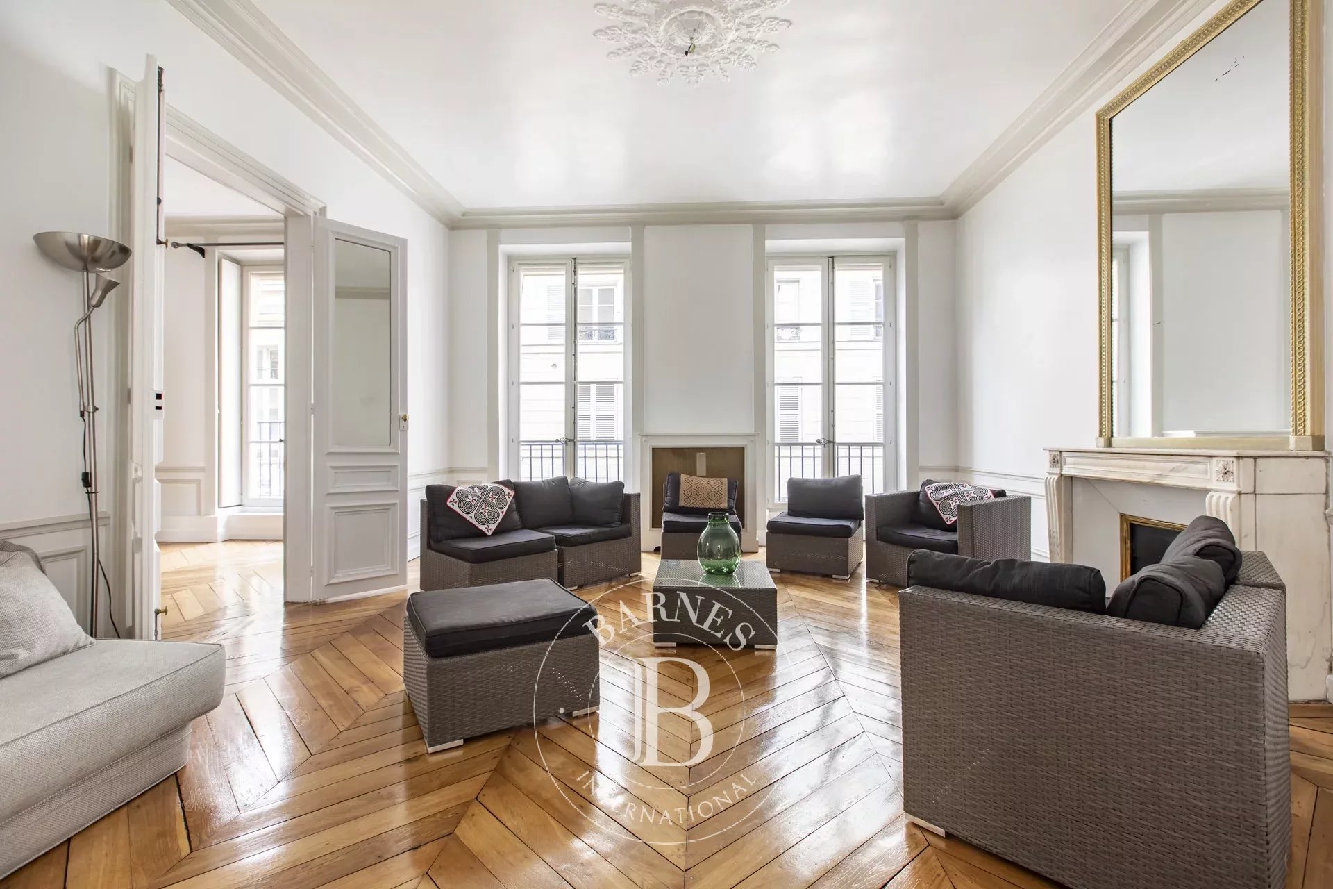 Daire Paris 1er - picture 14