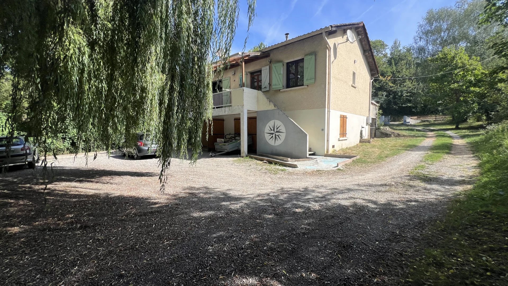 Charmante maison avec terrain à Sainte-Croix-Volvestre