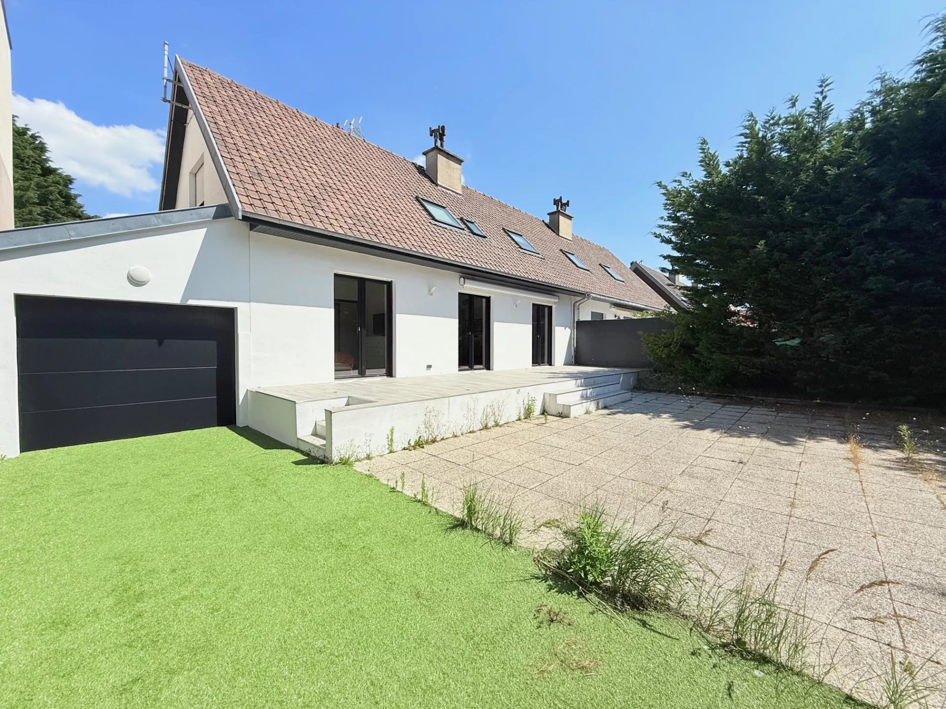 Agence immobilière de 