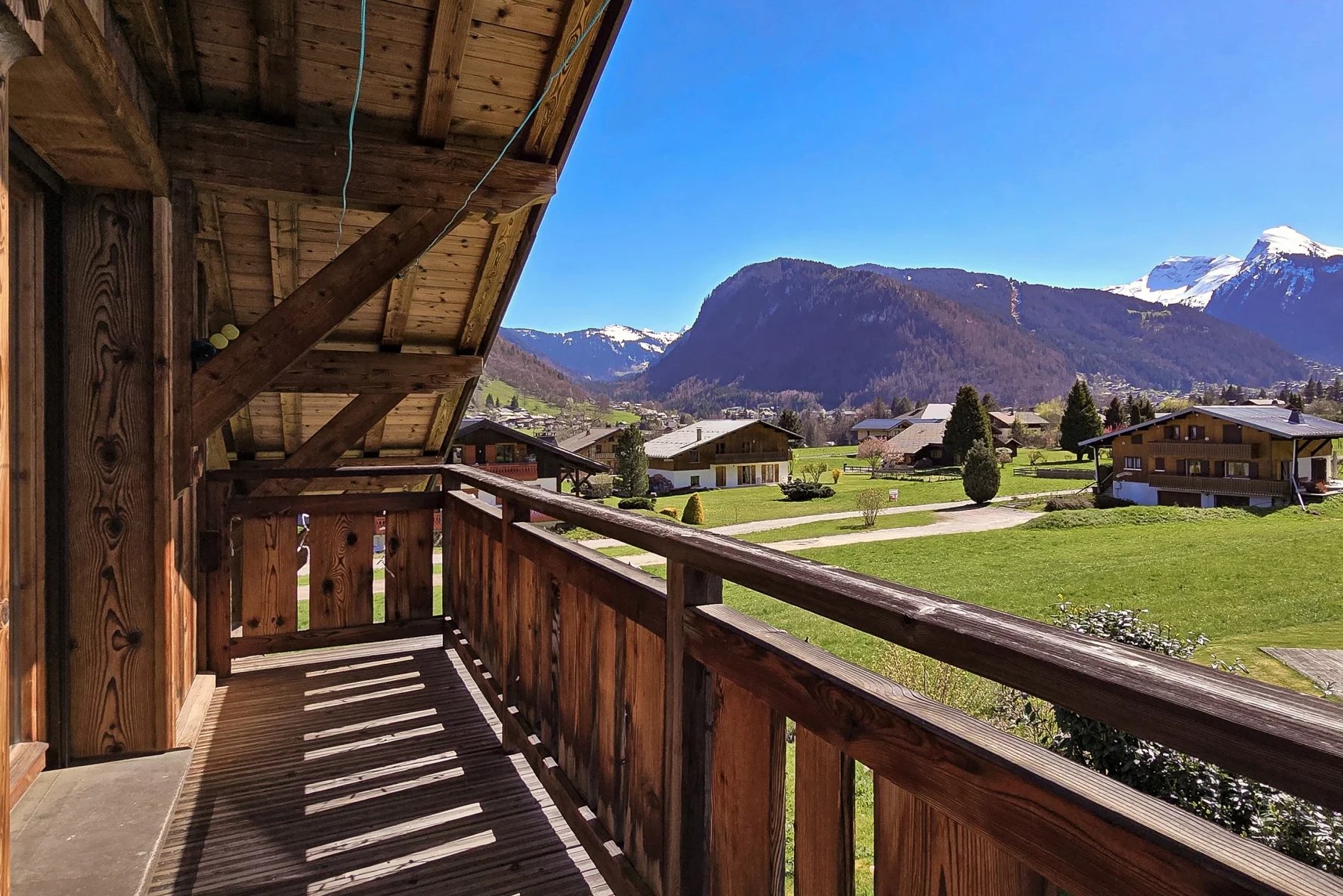 Photo of ESSERT-ROMAND - Recently built, quality 5 bedroom chalet in the heart of Essert-Romand