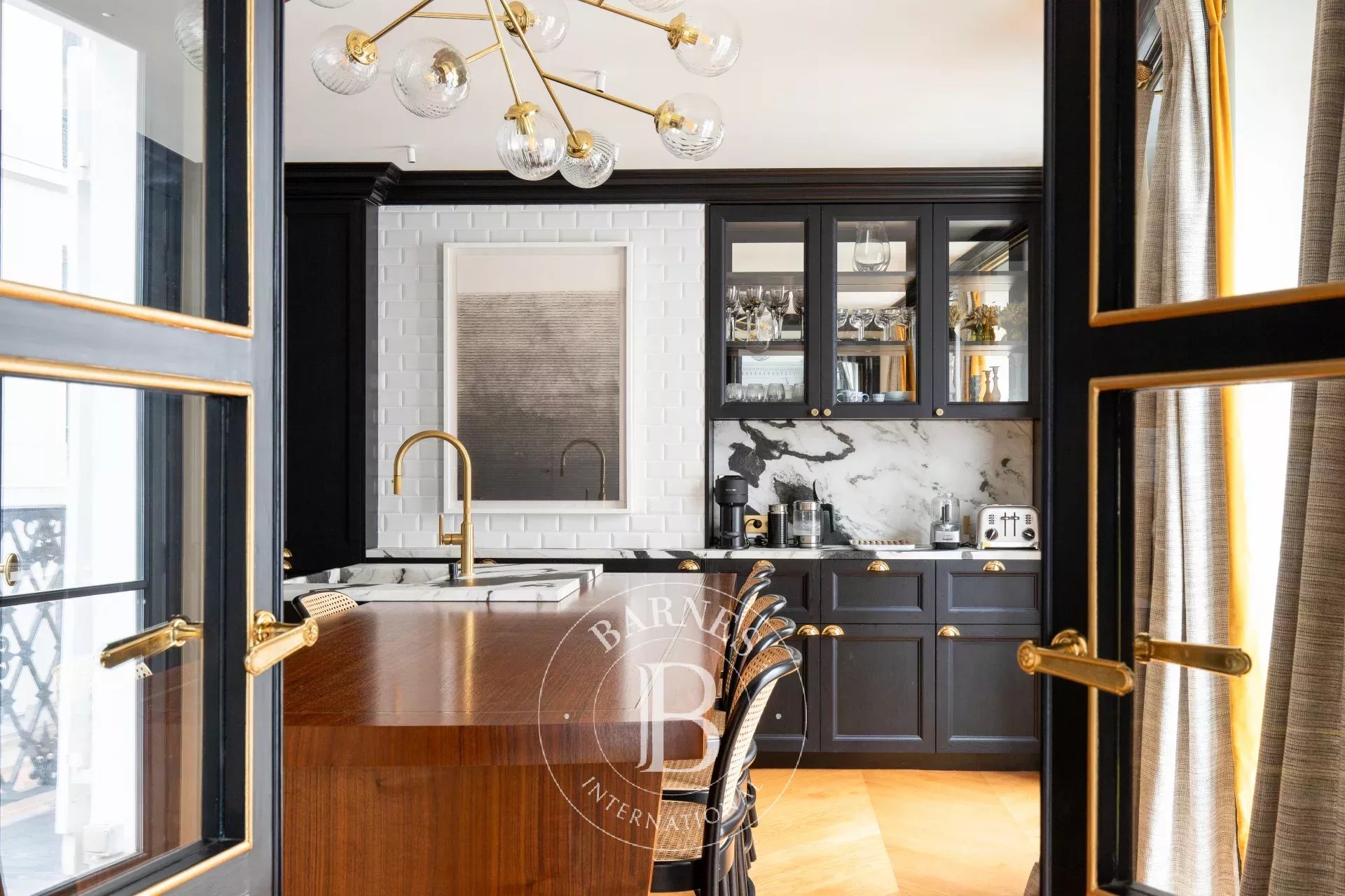 Daire Paris 8ème - picture 6