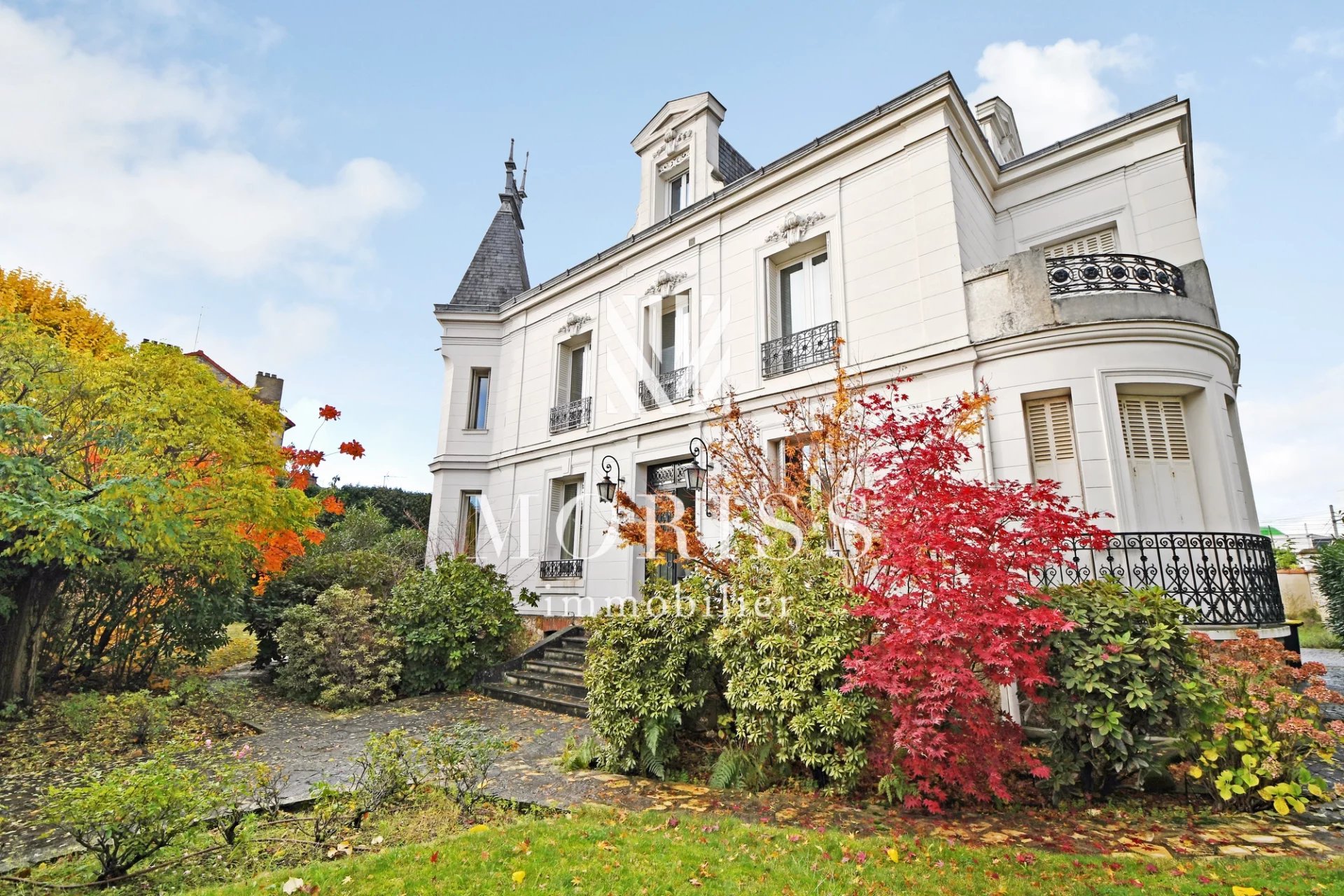 SAINT-MAUR-DES-FOSSÉS - TRÈS BELLE PROPRIÉTÉ AU CŒUR DE VILLE - - Image Array