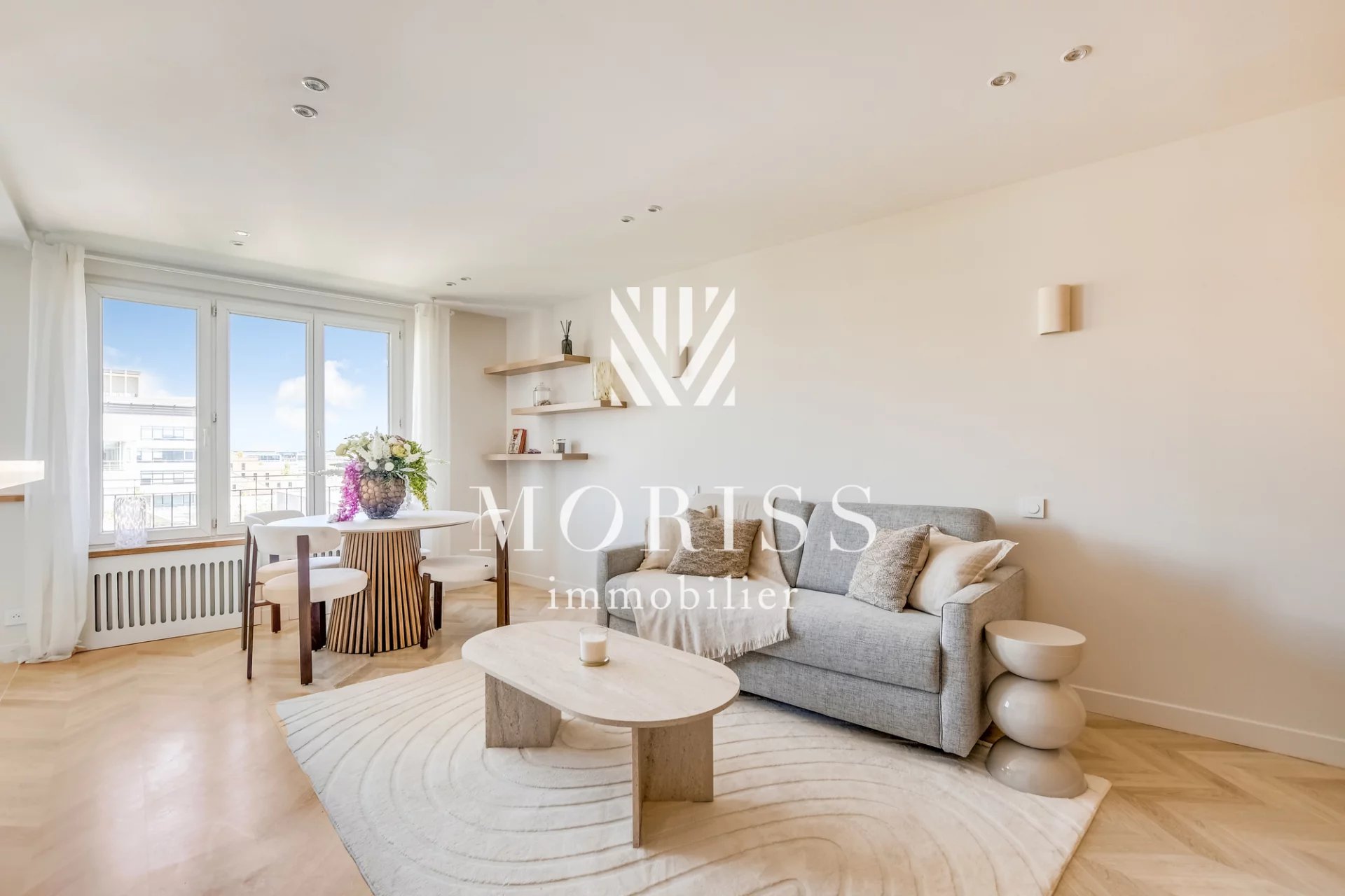 STUDIO / COUP DE COEUR / 30 M2 / SAINT-OUEN 93400 / LUMINEUX / D - Image Array