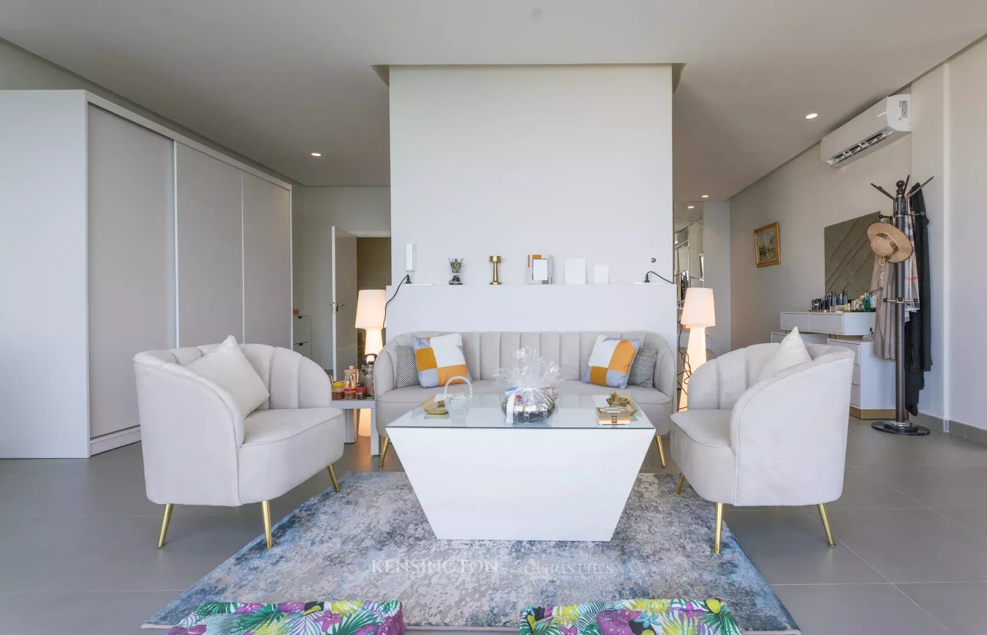 6 Bedroom Villa/Townhouse's Image 12