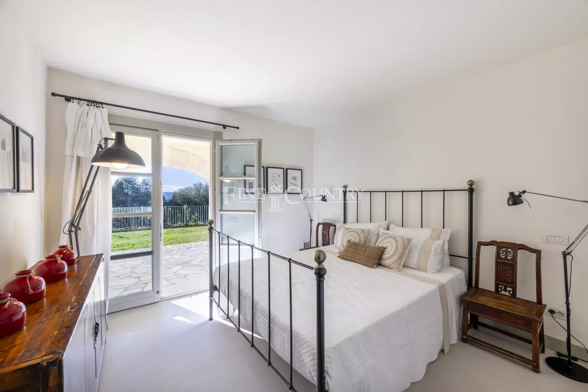 Photo of Villa for sale - Plascassier - Grasse