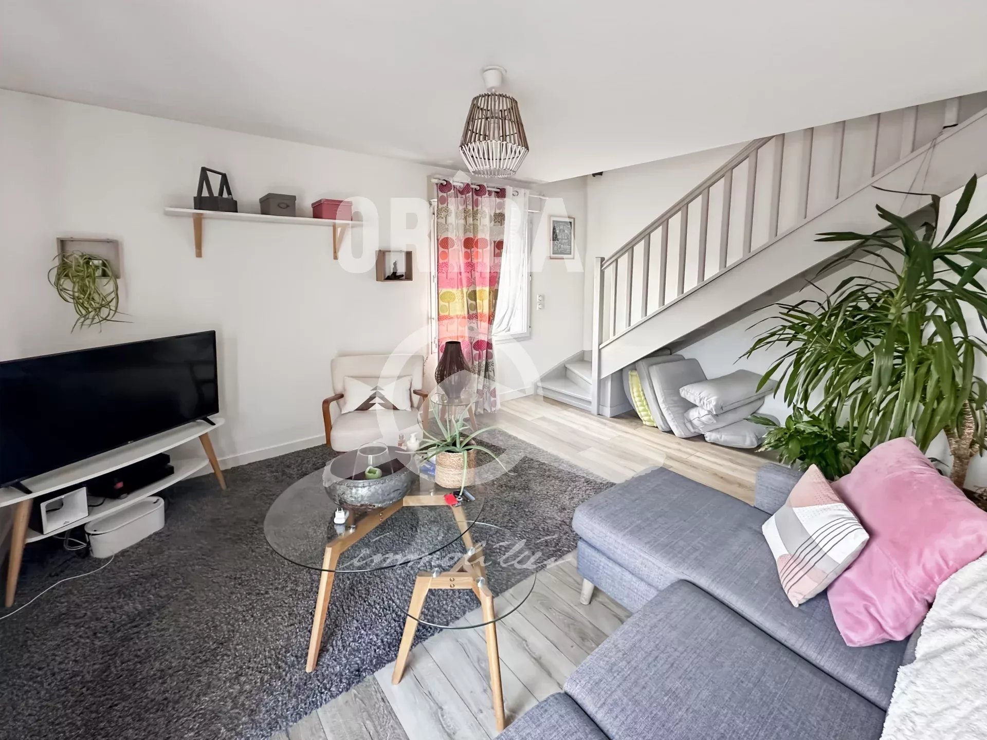 Appartement T3 duplex avec grande terrasse au dernier étage – CHANTENAY