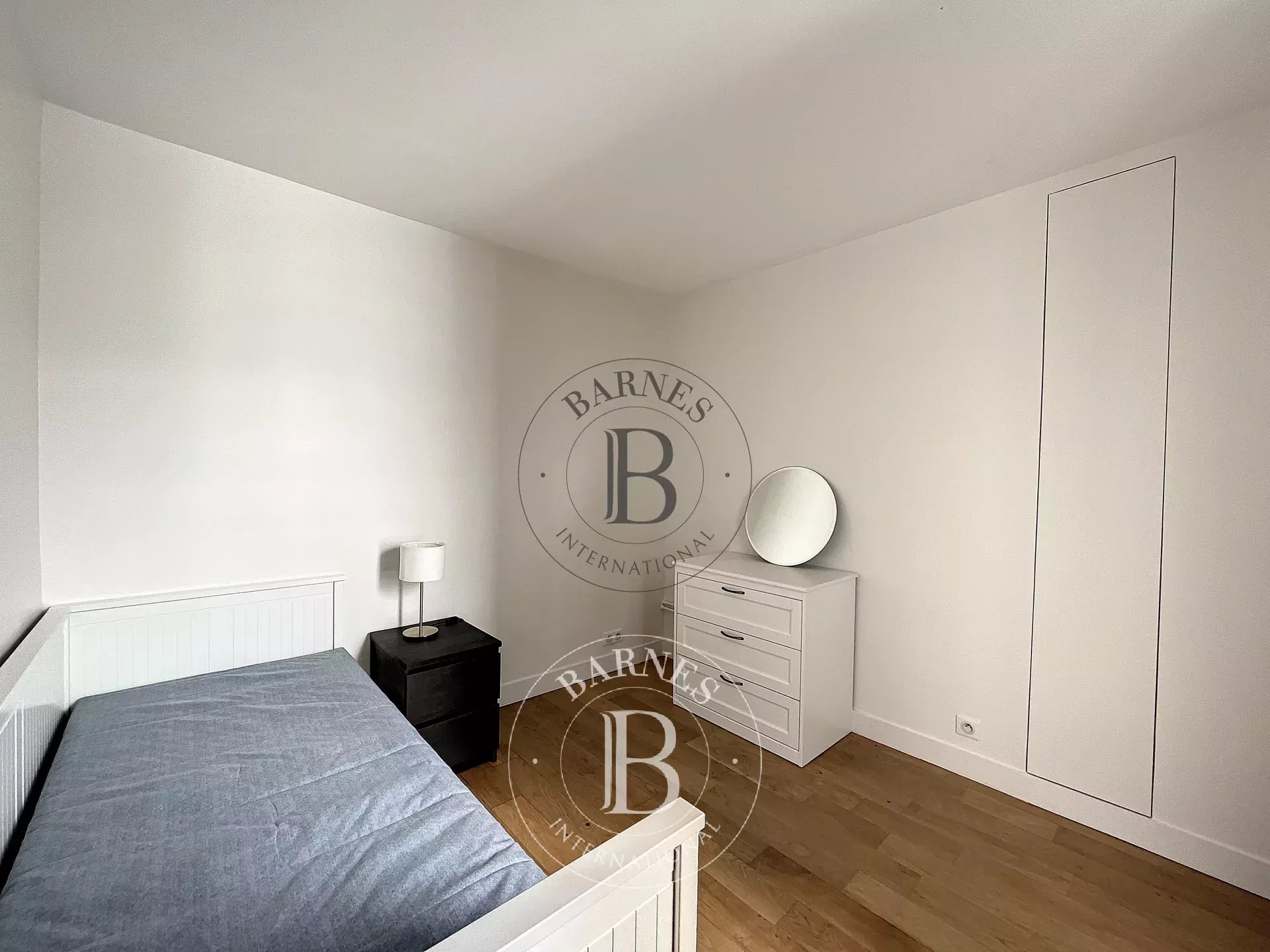 Daire Paris 8ème - picture 15