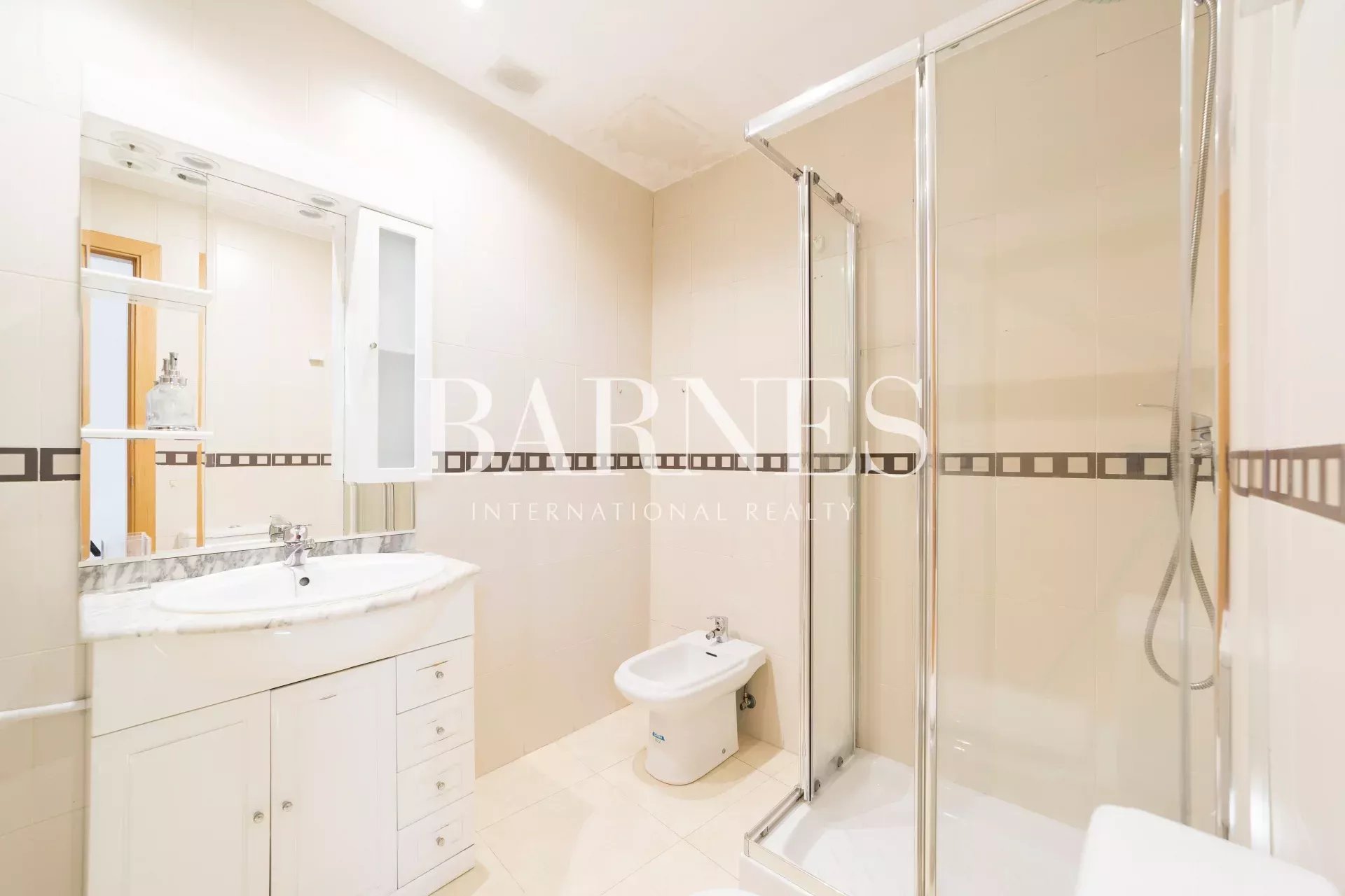 Penthouse Madrid - picture 11