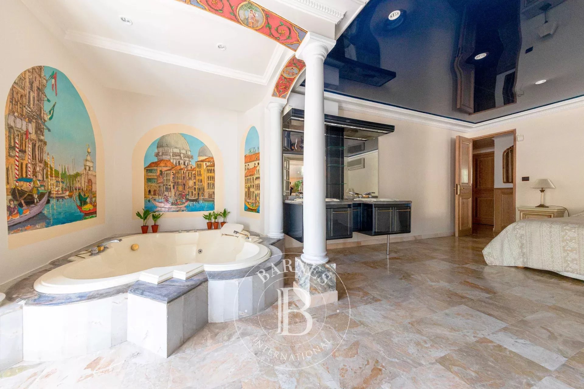 Ev Marseille 9ème - picture 15