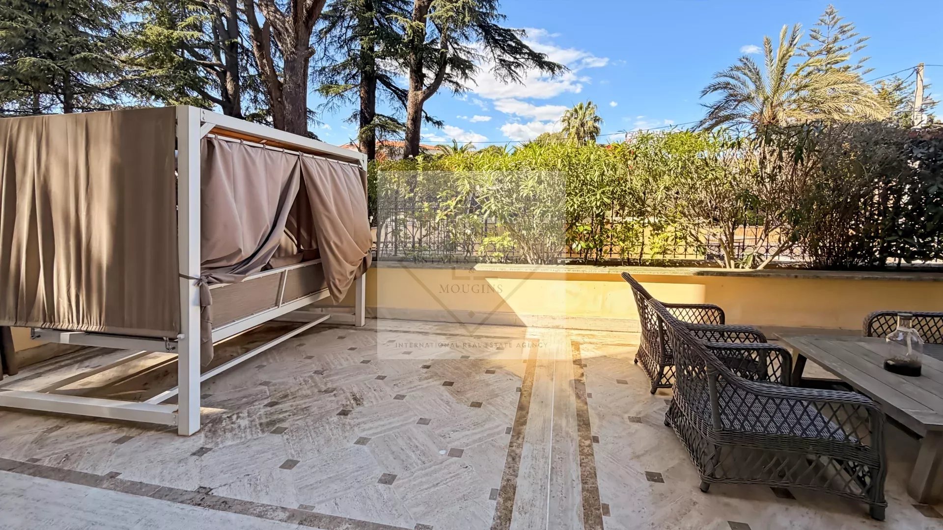 Lumière et Charme Belle Époque, Appartement trois pièces CANNES — photo 21
