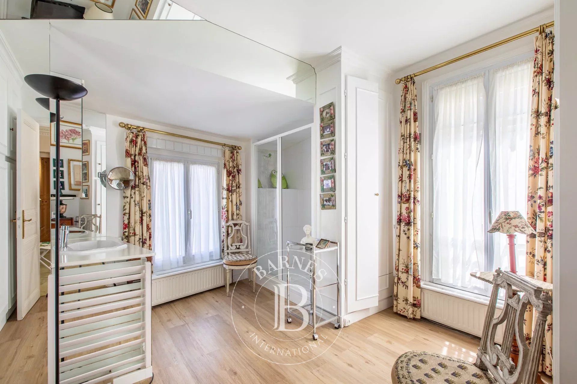 Daire Paris 16ème - picture 14