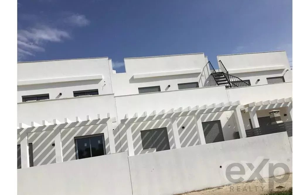 V4 House or Villa in Olhão, Algarve, Portugal 85506682 image 5