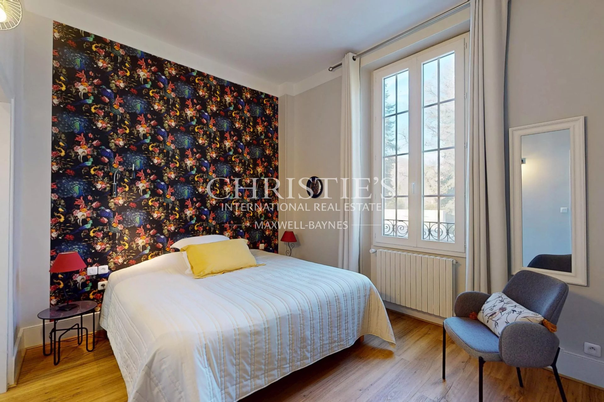 10 Bedroom Chateau's Image 15