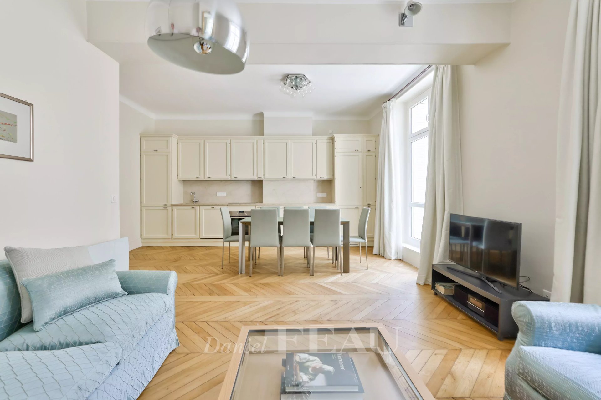2 Bedroom Apartment/Flat's Image 3