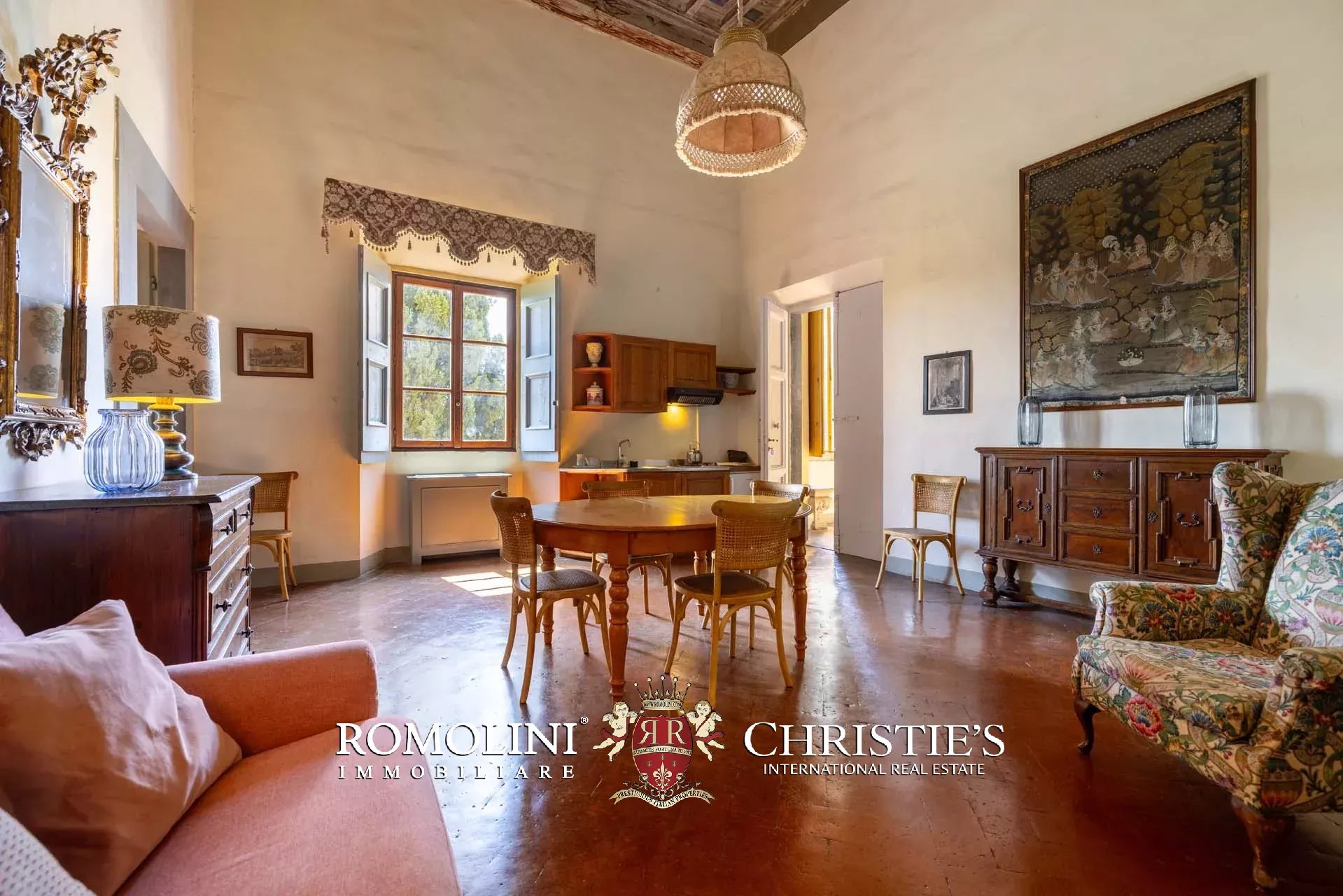 71 Bedroom Chateau's Image 74