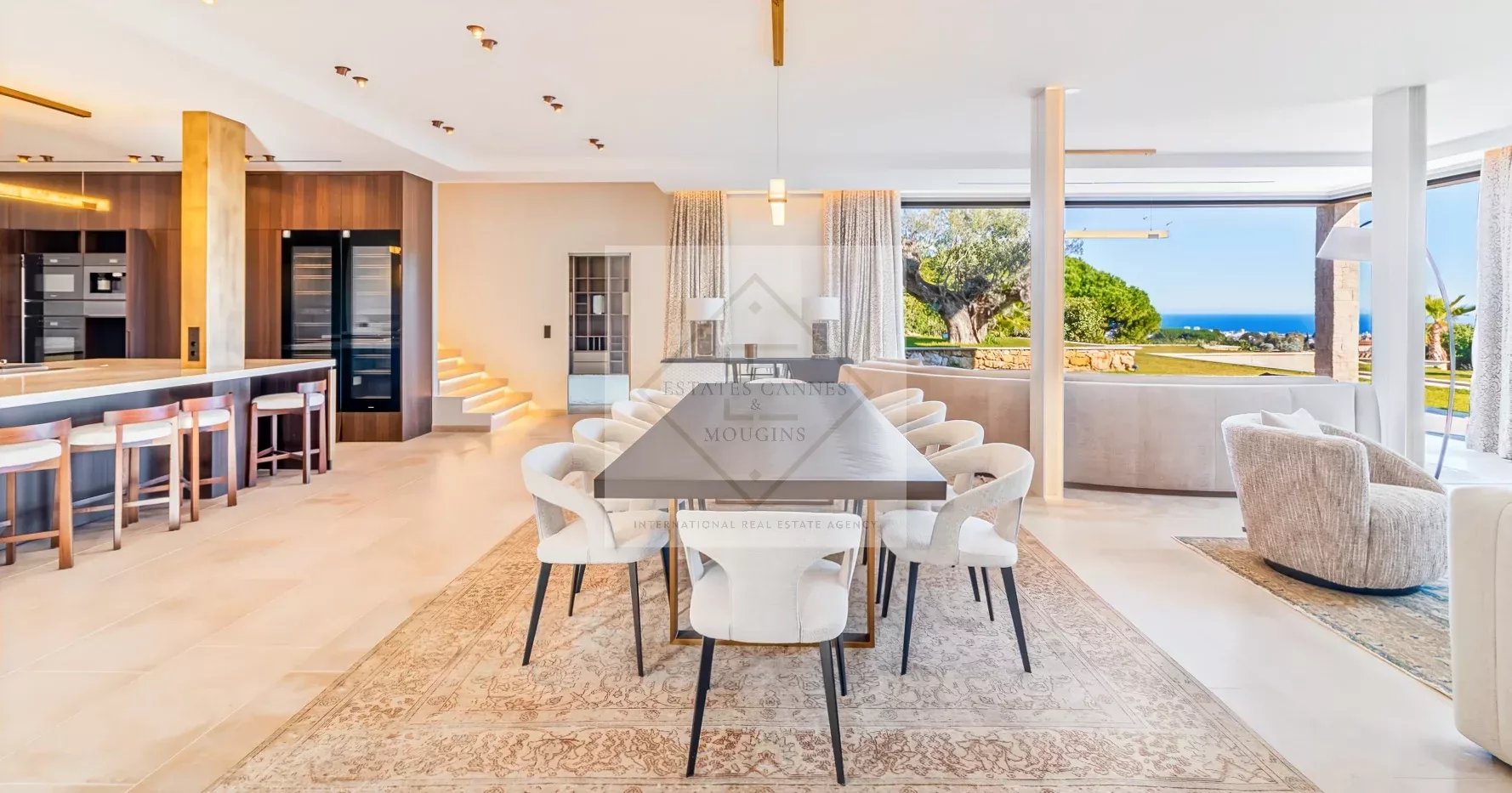SUPER CANNES — EXCEPTIONAL BRAND-NEW CONTEMPORARY VILLA WITH PANORAMIC SEA VIEWS — photo 12