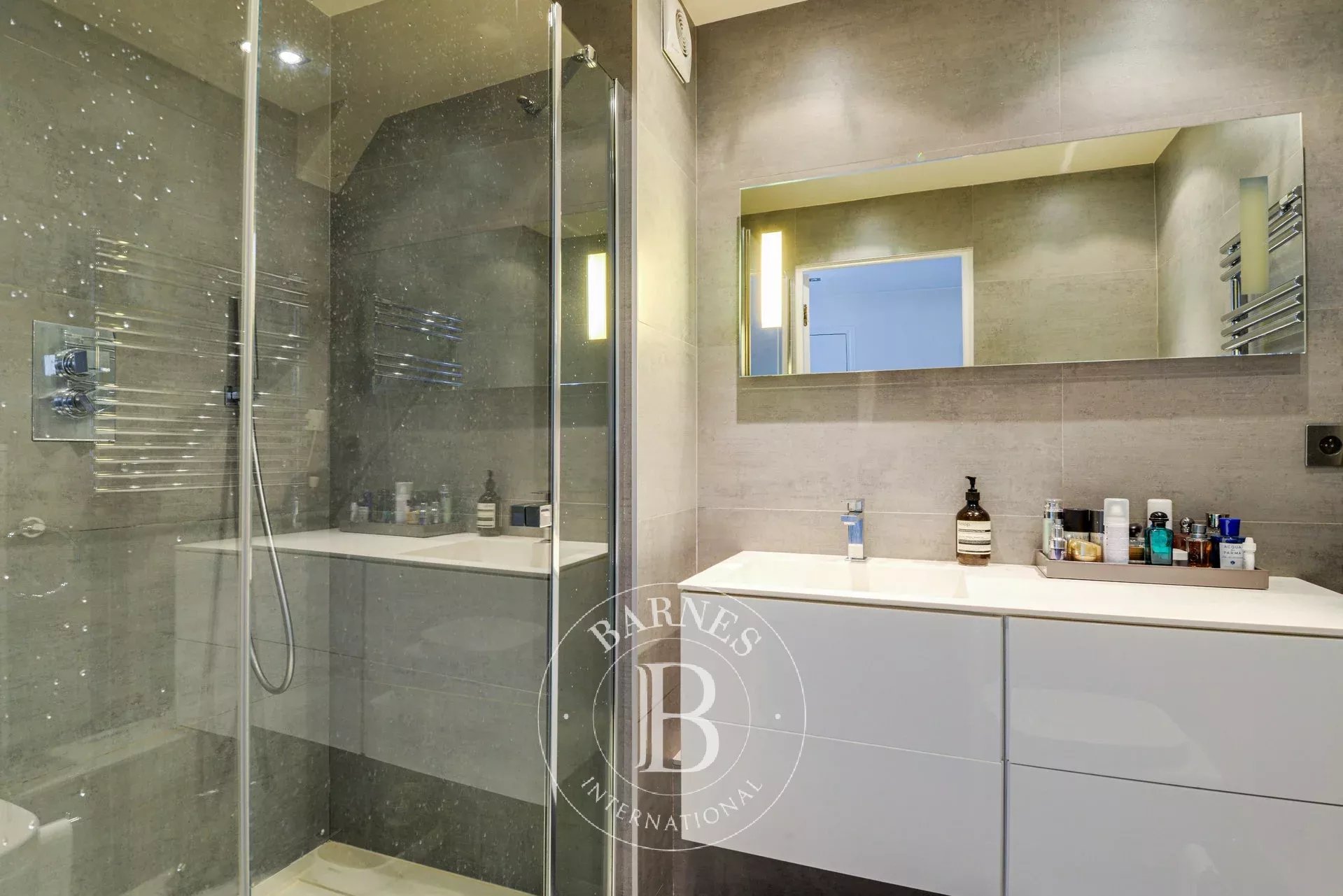 Daire Paris 8ème - picture 11