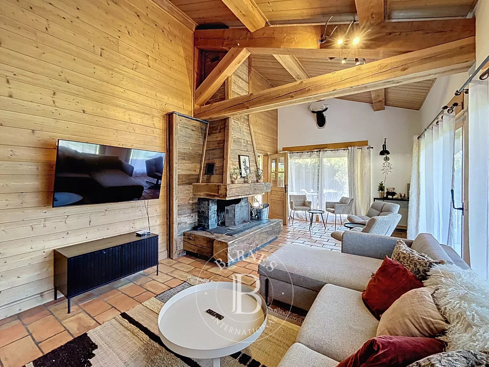 Photo of Les Gets – Ski-in/Ski-out property with 3 units