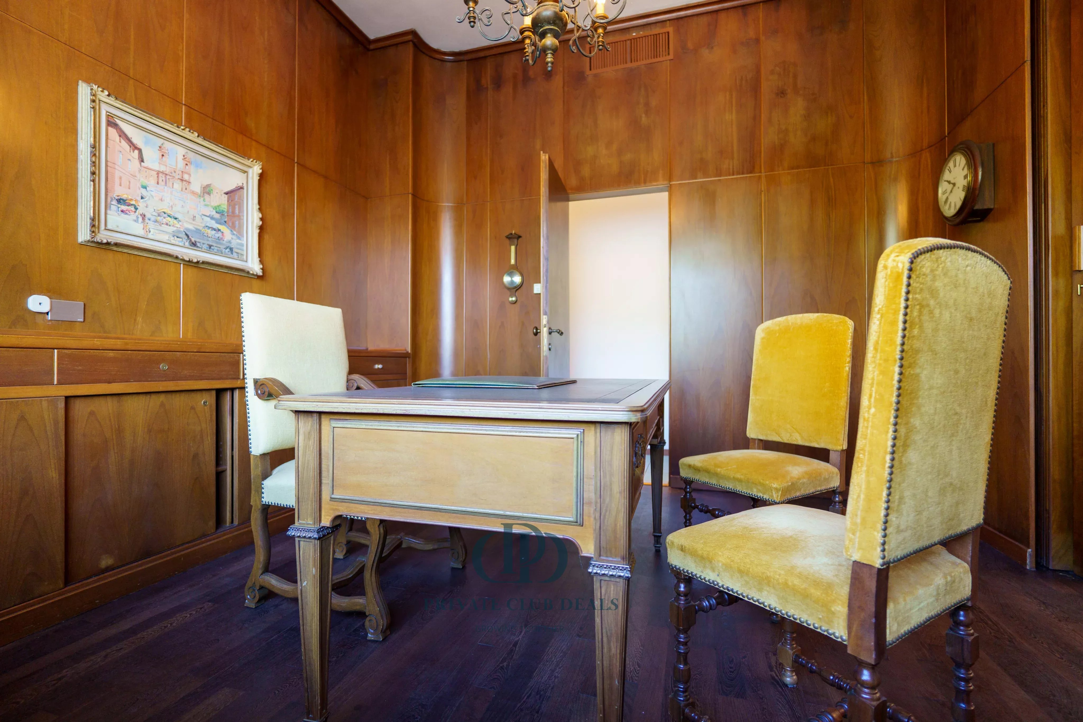 Villa Como - picture 8