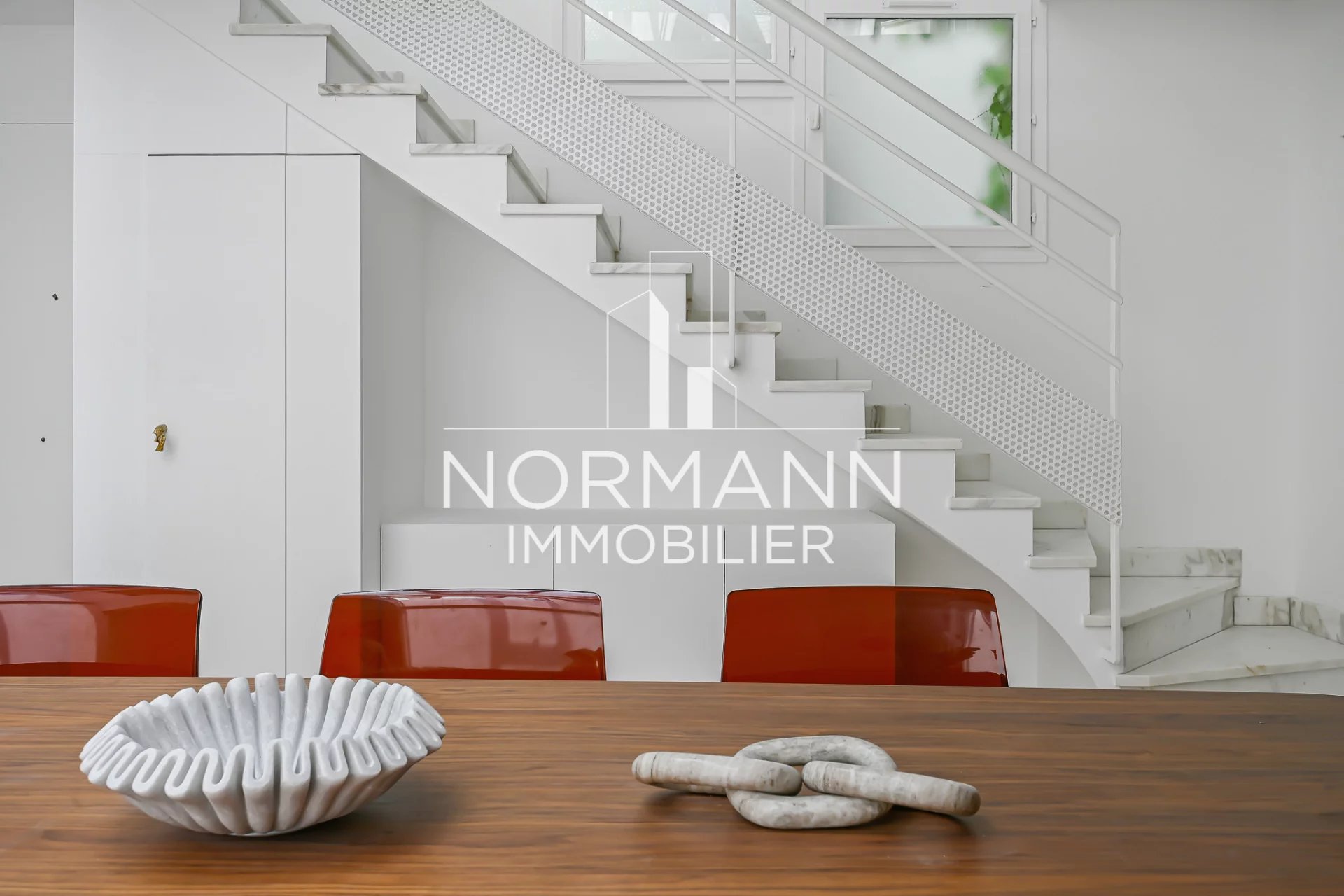 Agence immobilière de 