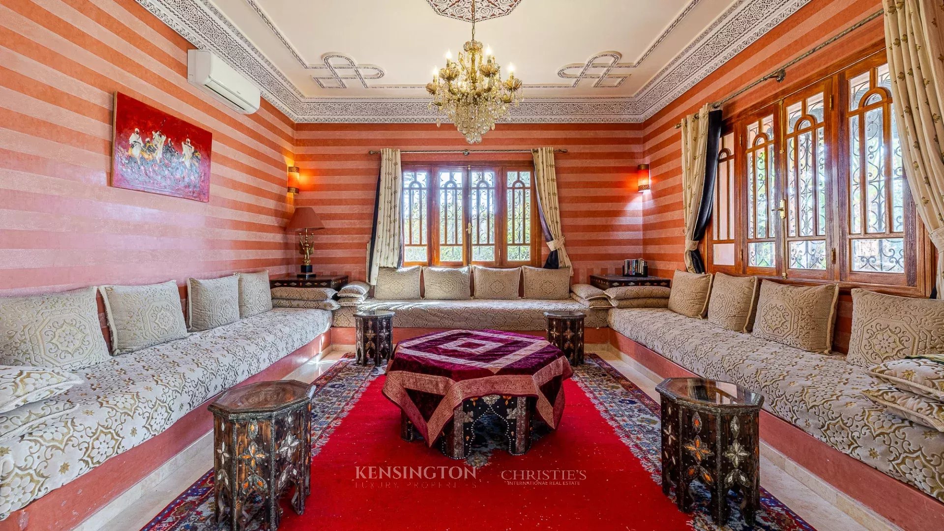 12 Bedroom Villa/Townhouse's Image 23