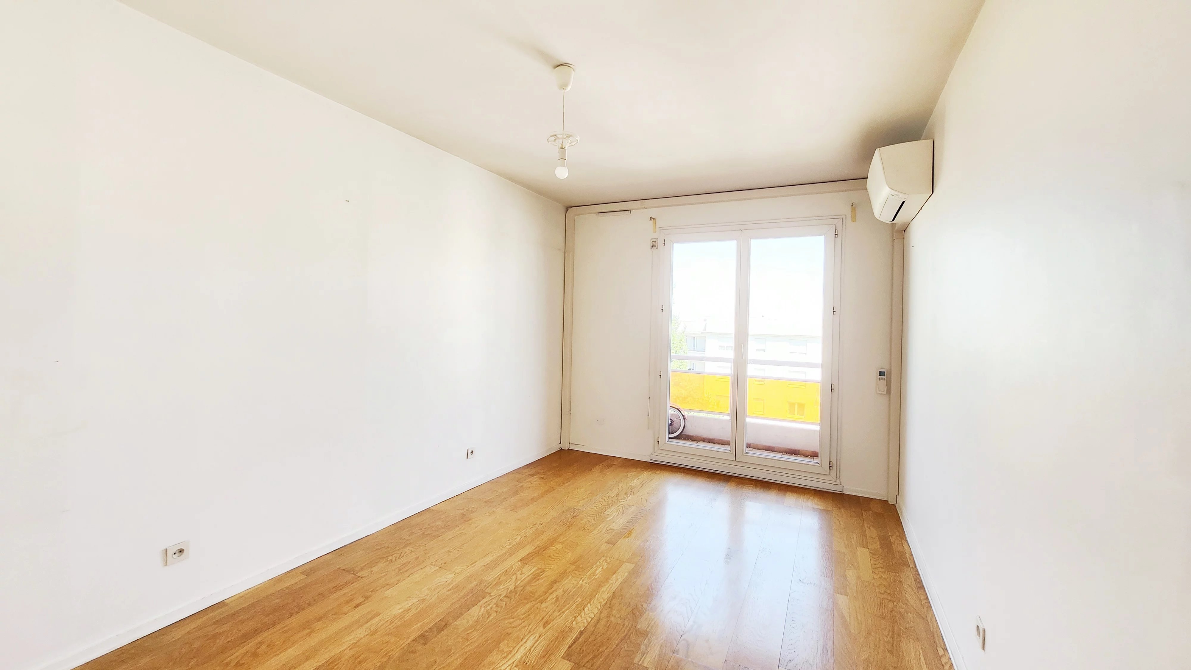 Appartement spacieux de 105m² à Villeurbanne, 3 chambres — photo 12