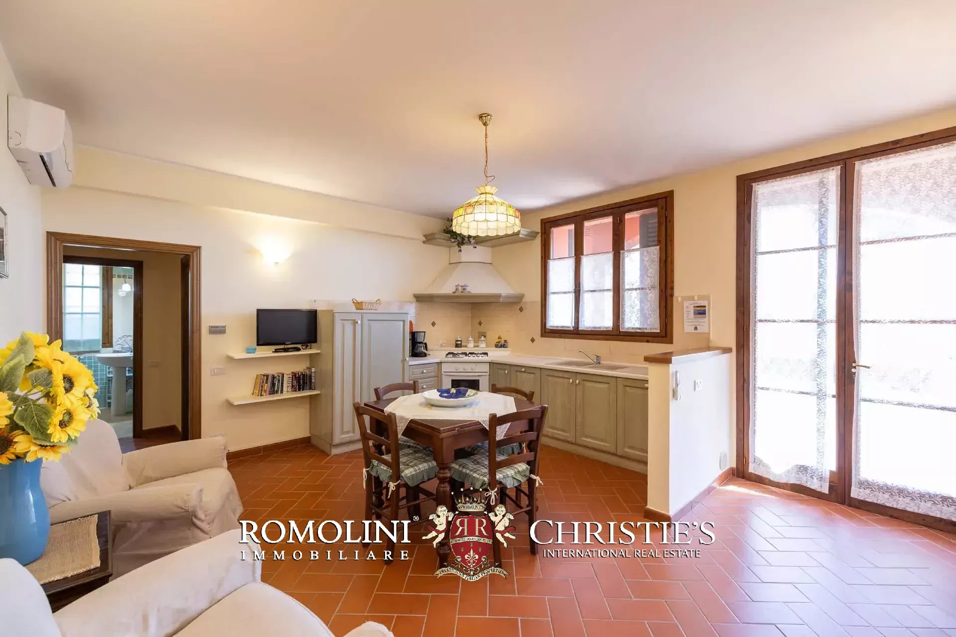 19 Bedroom Villa/Townhouse's Image 22