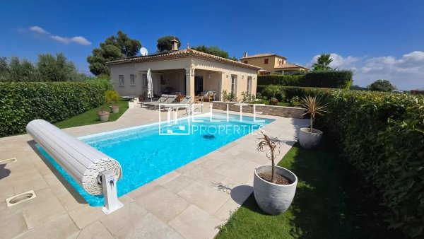 2-Bedroom Villa in Tanneron — photo 2