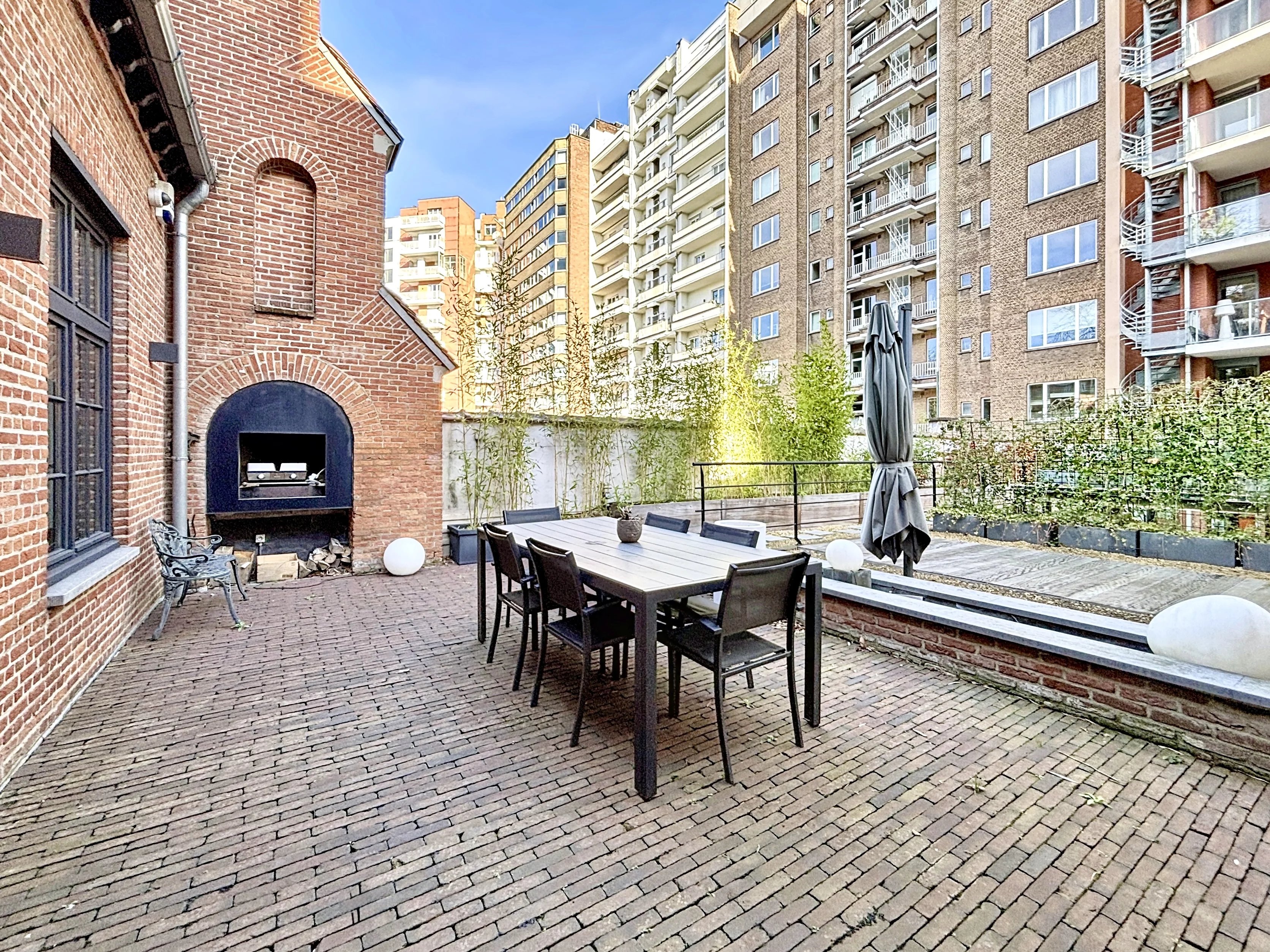 Louise - Jardin du Roi - Rear house in the inner block