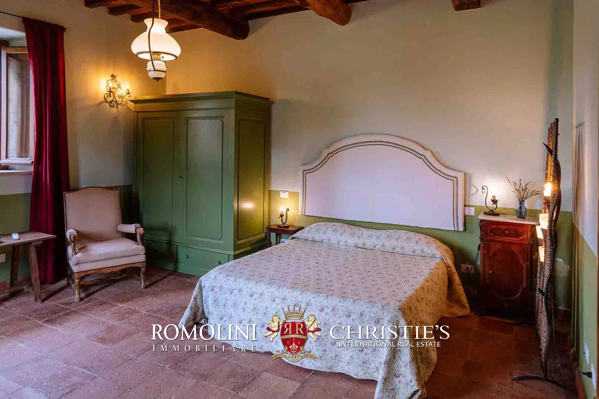 12 Bedroom Villa/Townhouse's Image 37