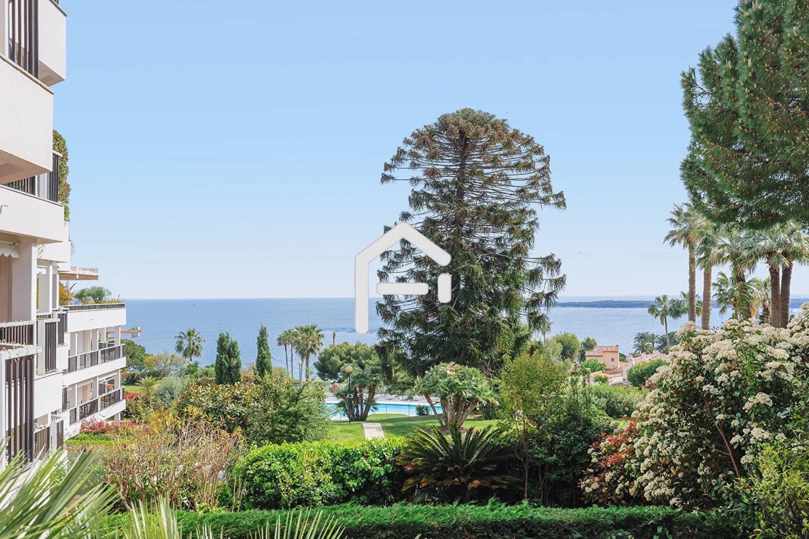 Appartement d'Exception à Vendre à Vallauris - 4 Pièces, 130 m²