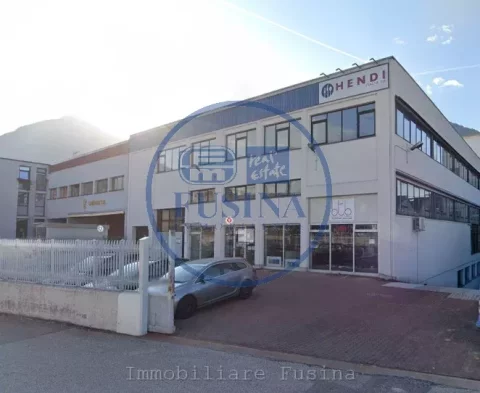 Magazzino---Capannone-in-affitto---Bolzano-0