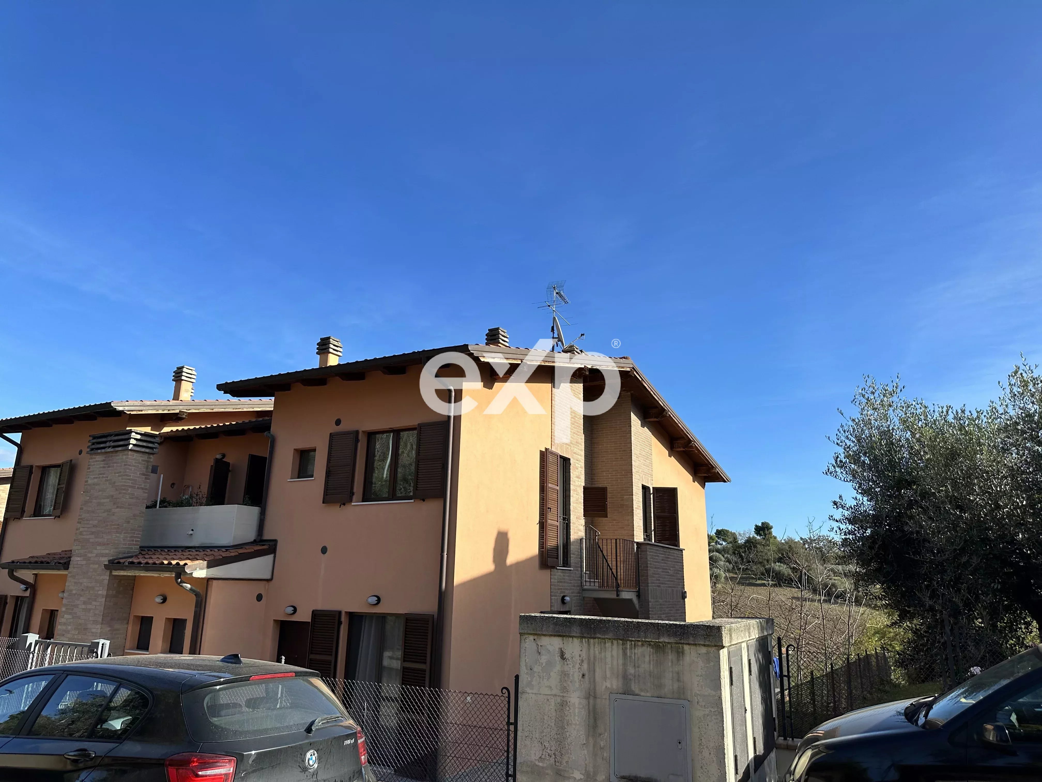 Arzachena, Sassari Colli al Metauro Pesaro-Urbino 61036